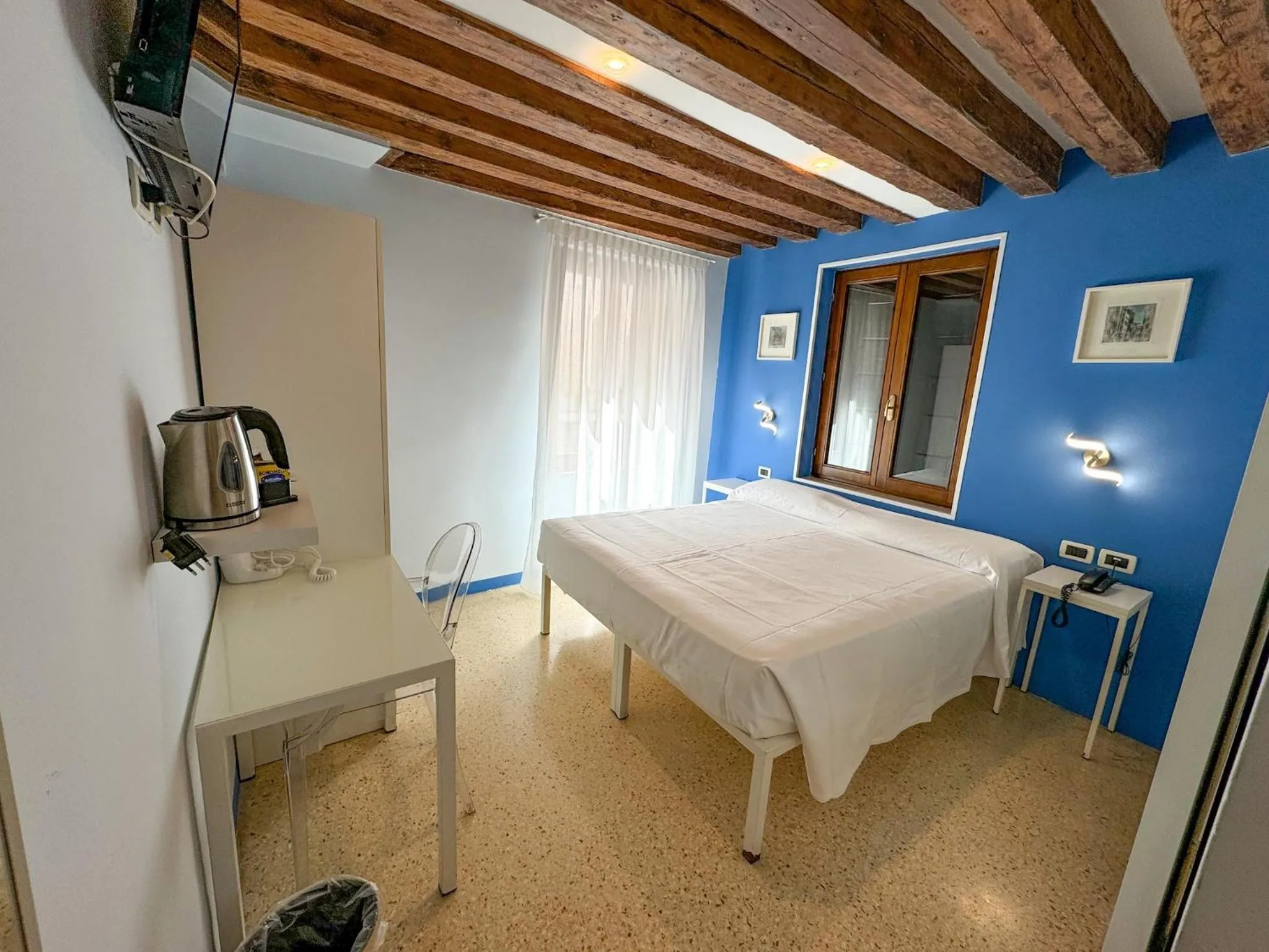 Bed in Hotel Adriatico