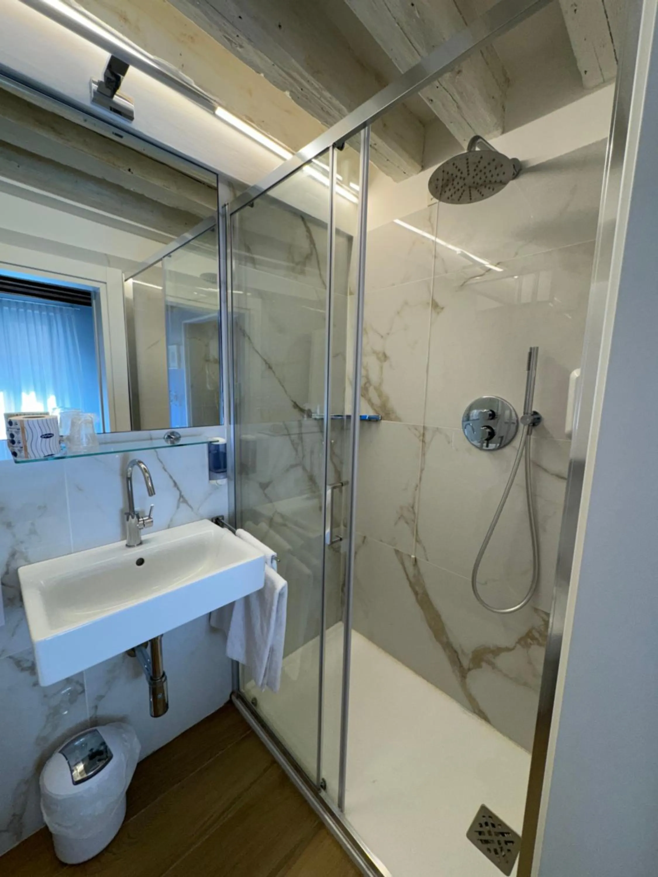 Shower in Hotel Adriatico