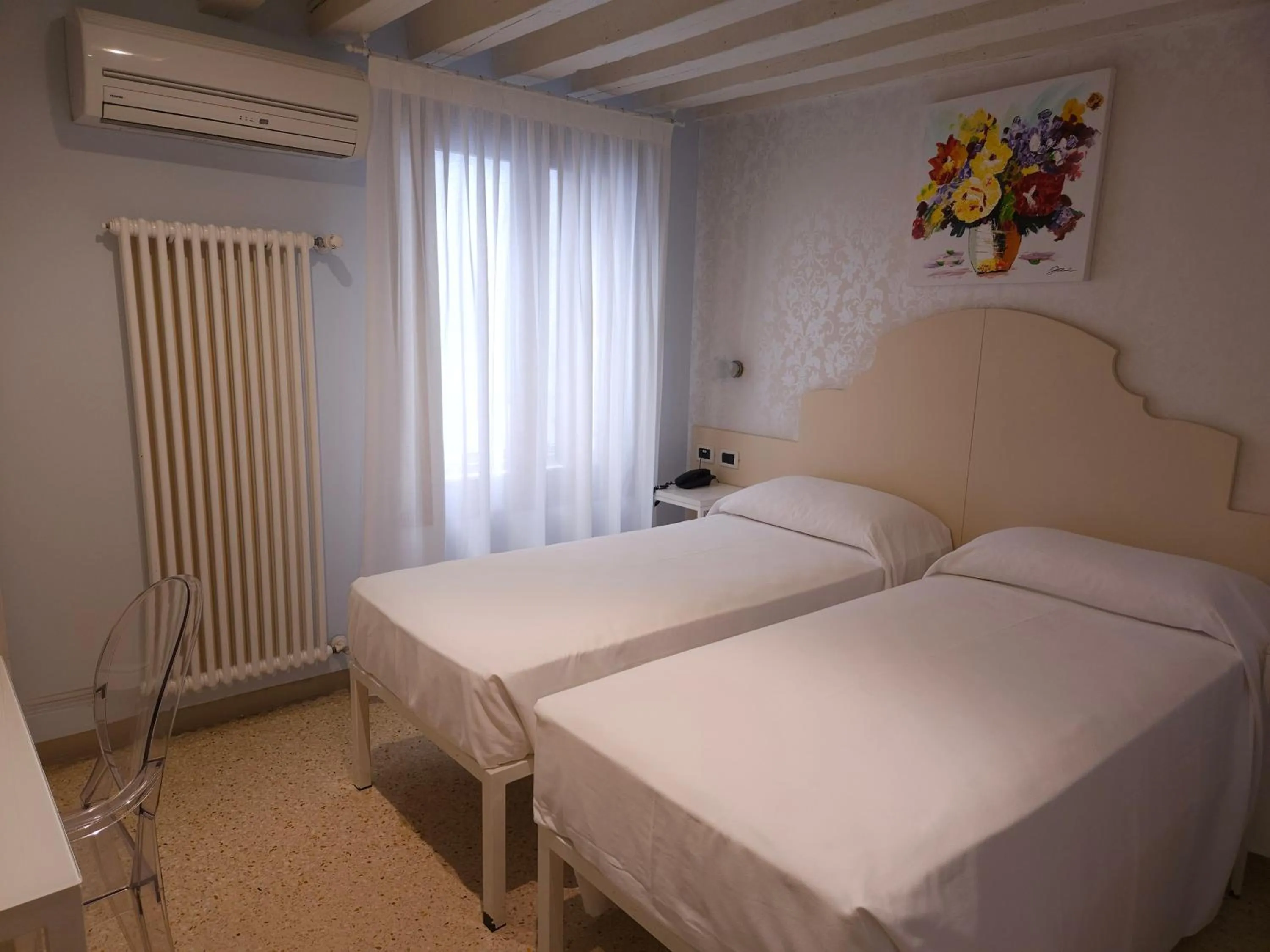 Bed in Hotel Adriatico
