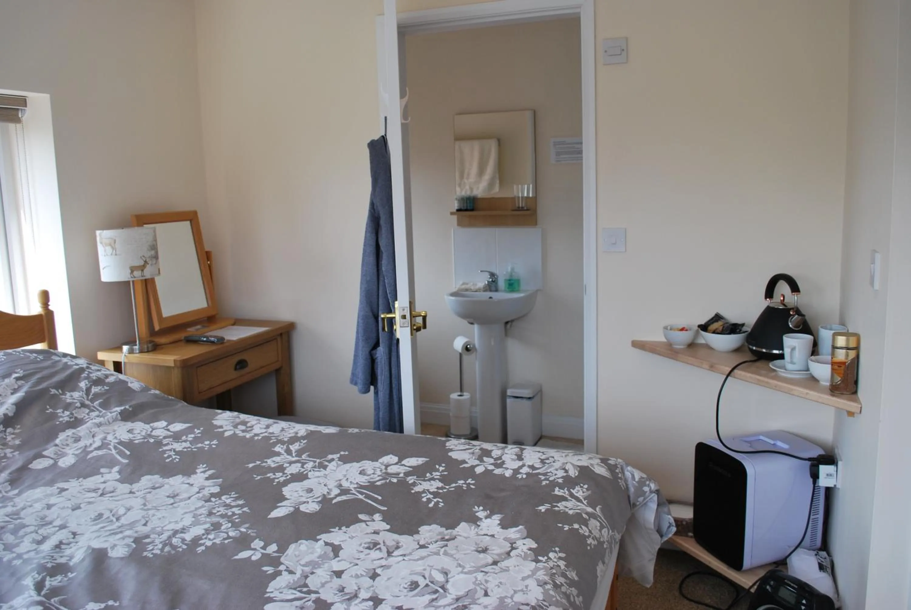 Photo of the whole room, Bed in Hillcroft Luxury Bed & Breakfast