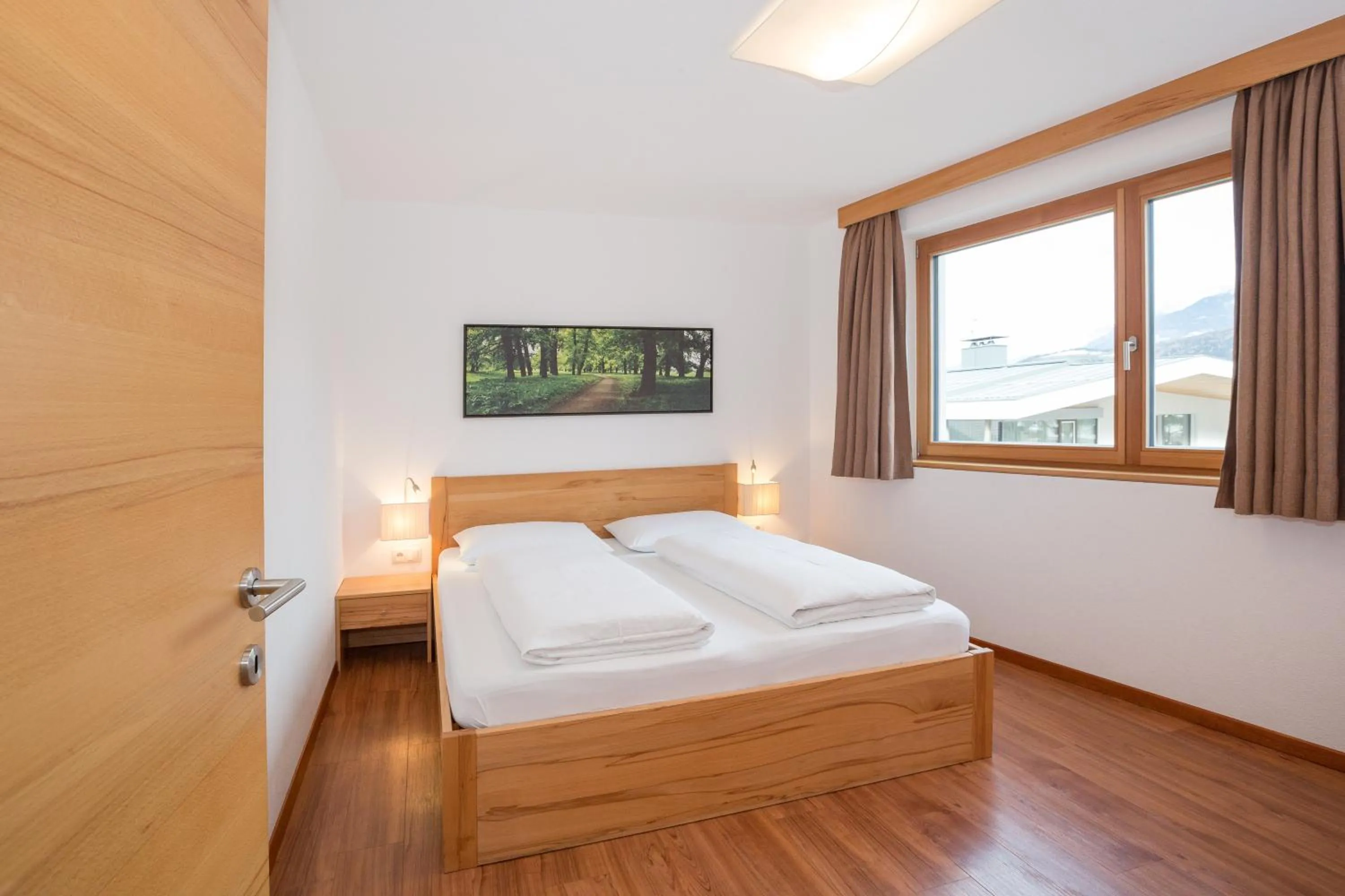 Photo of the whole room, Bed in Residence Aichner