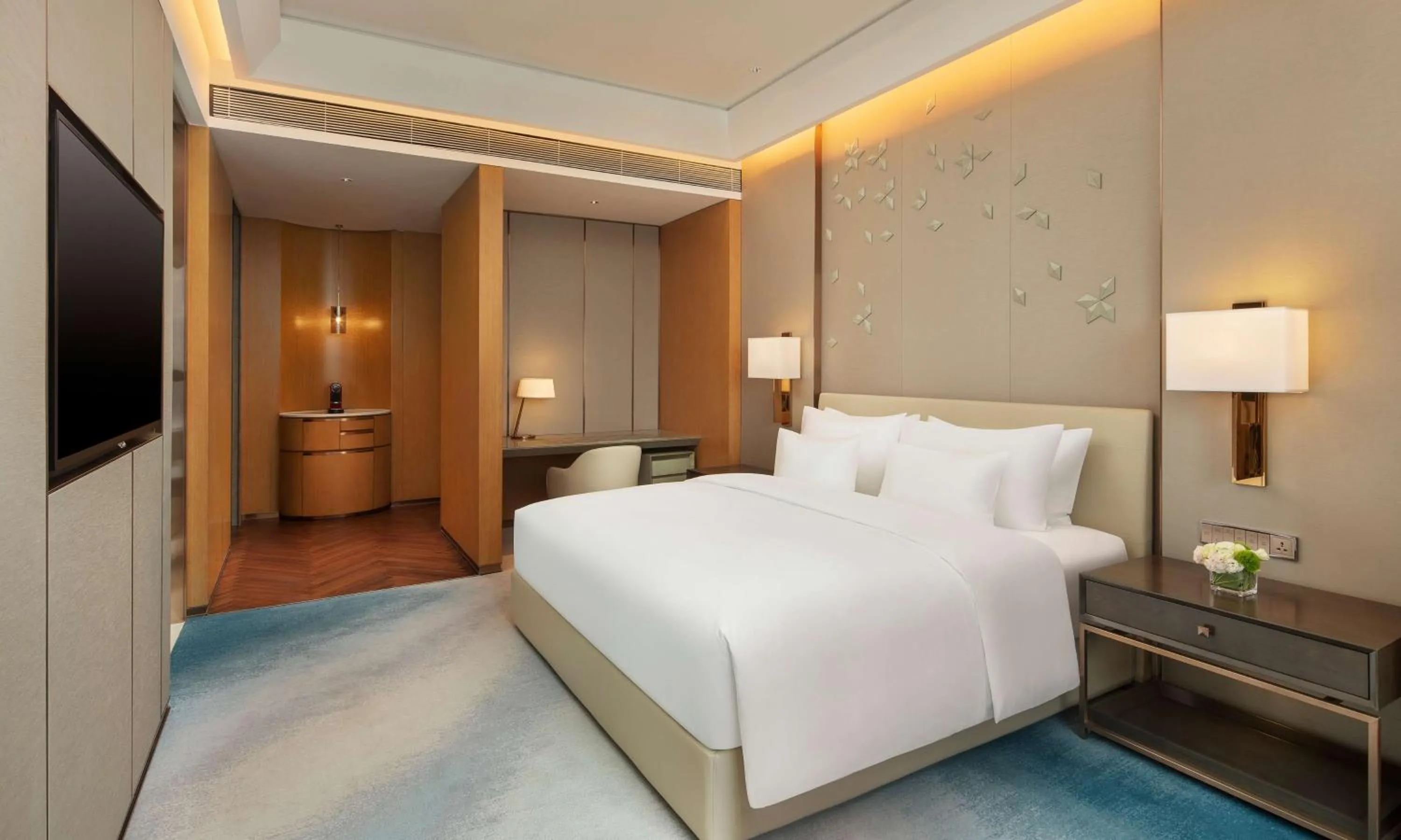 Bedroom, Bed in Radisson Collection, Wuxi