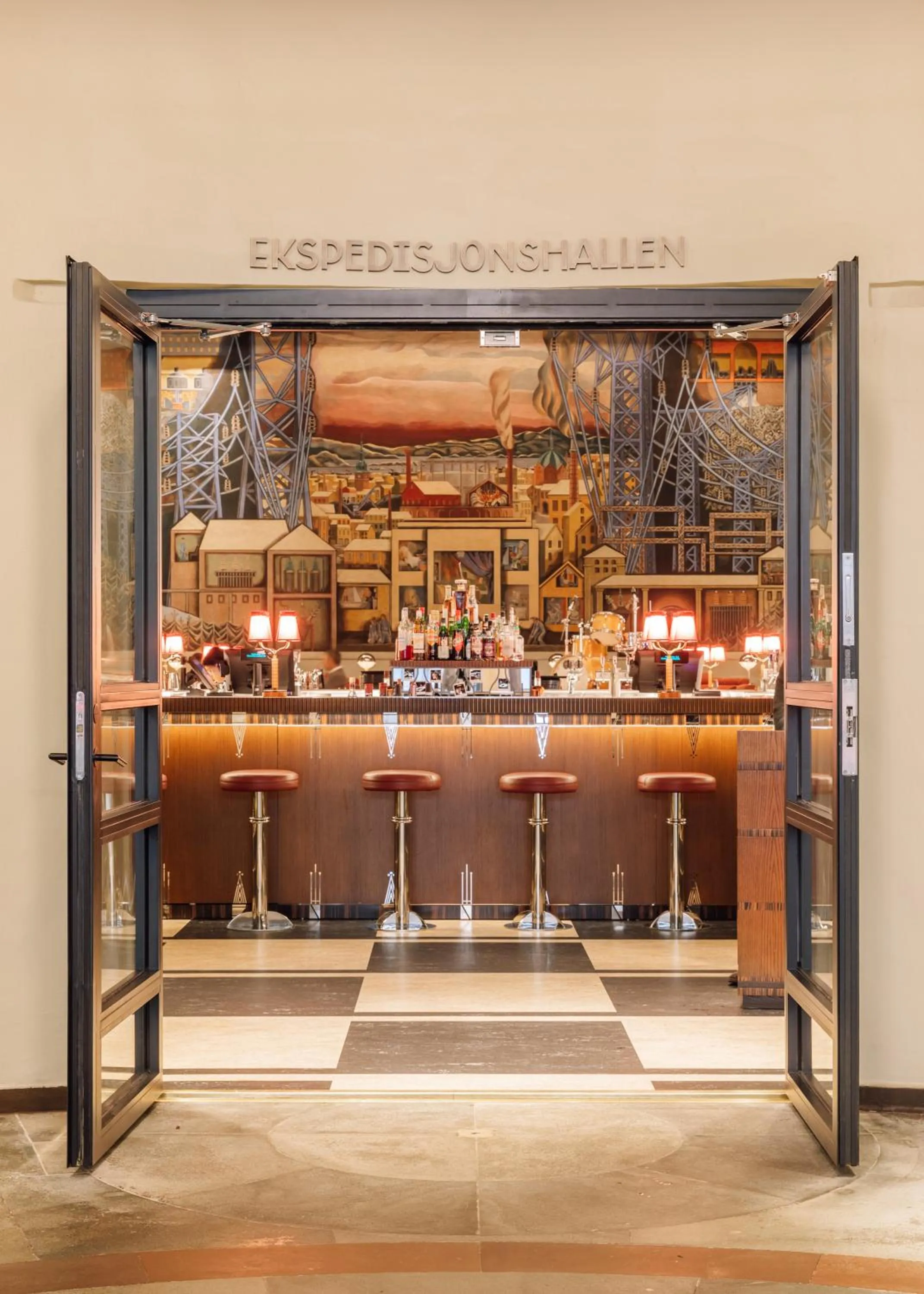 Restaurant/places to eat in Sommerro