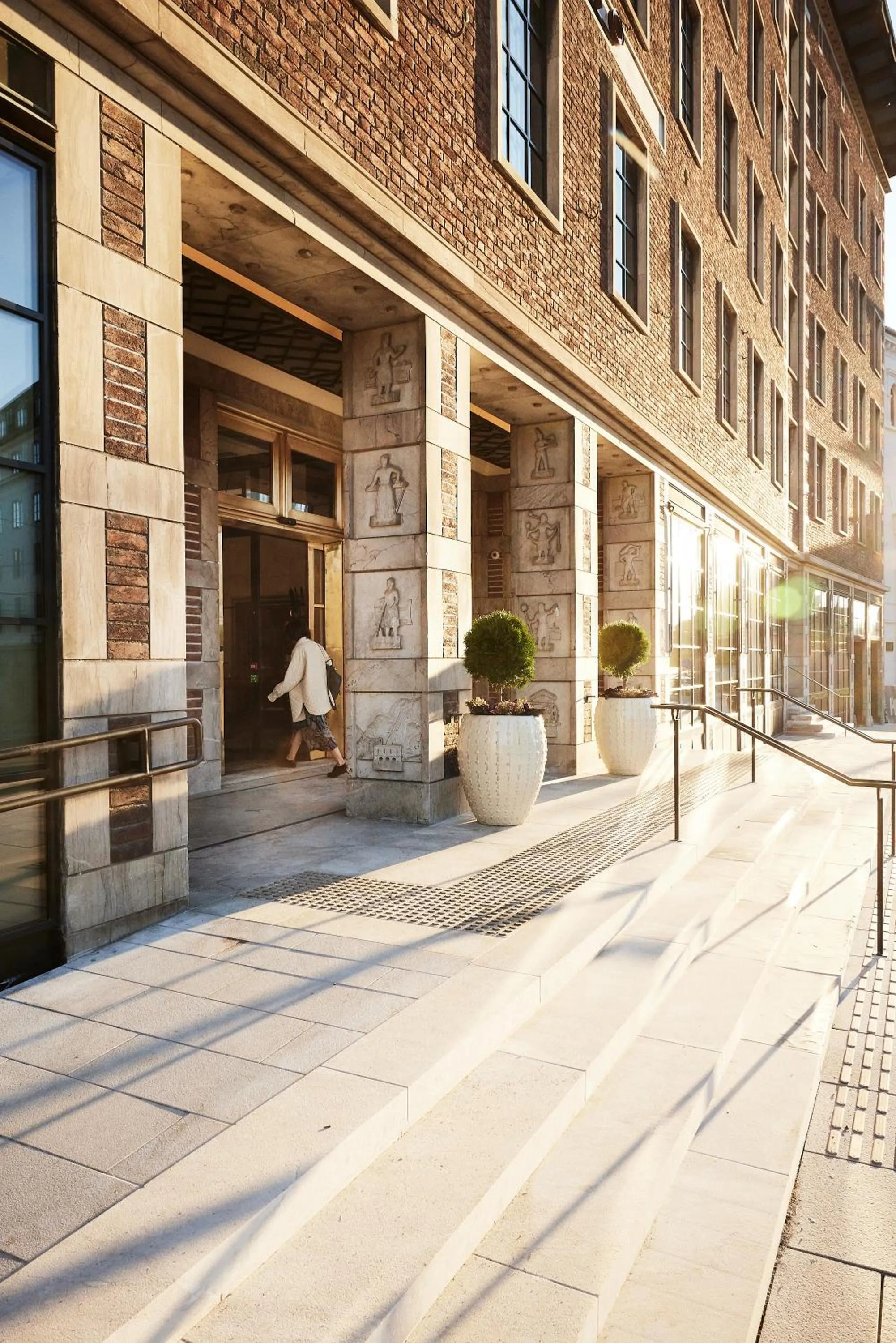 Property building in Sommerro