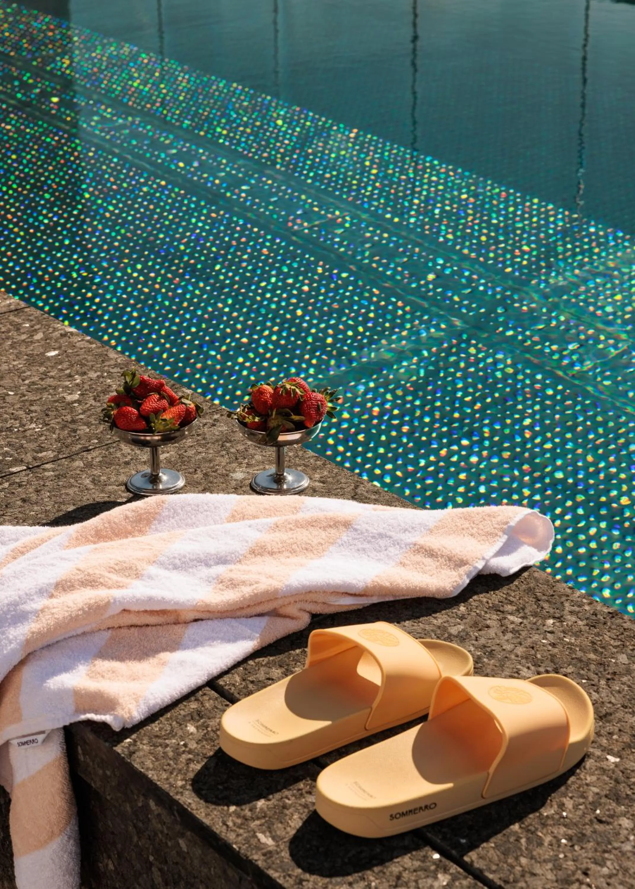 Pool view in Sommerro