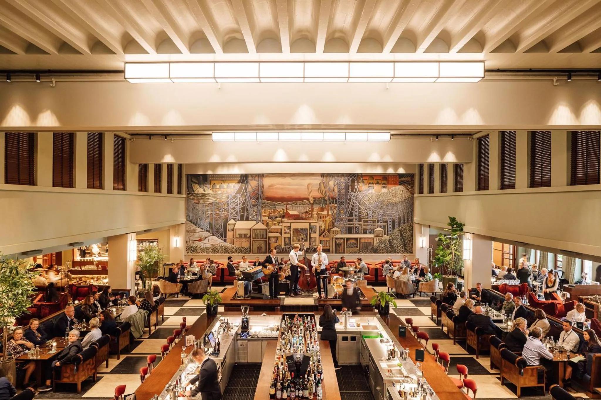 Restaurant/places to eat in Sommerro