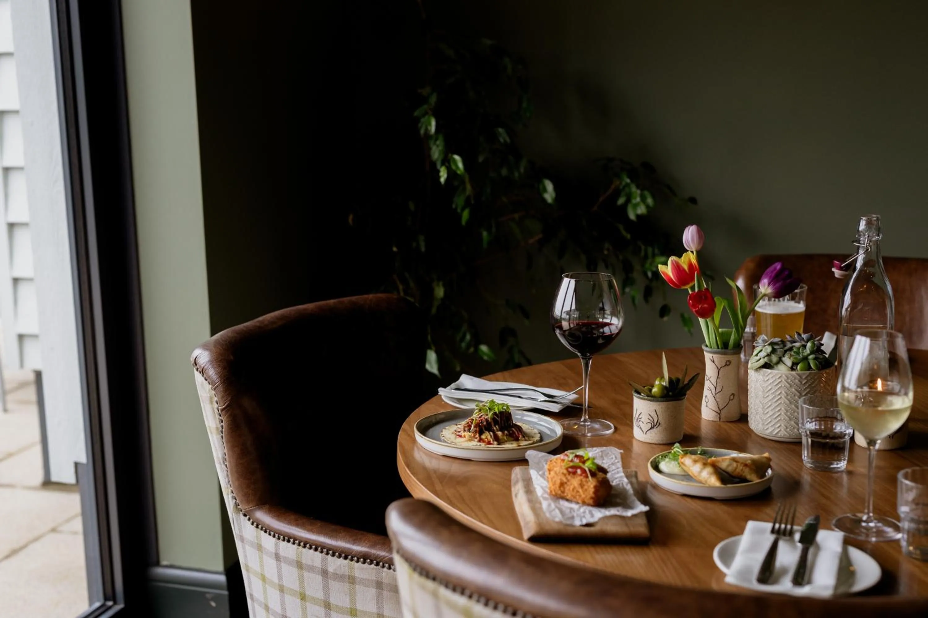 Restaurant/places to eat in White Hart Inn