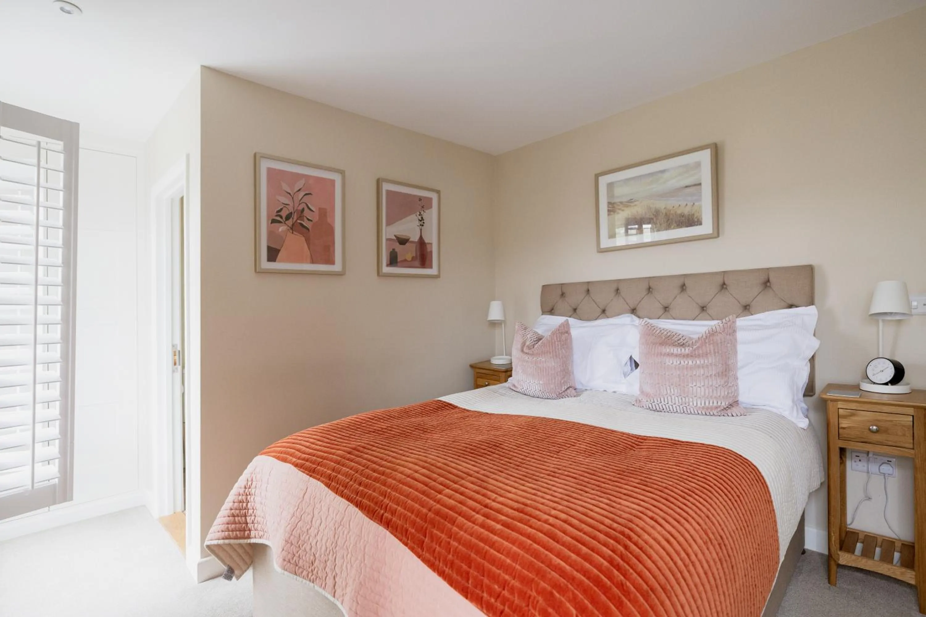 Bed in White Hart Inn