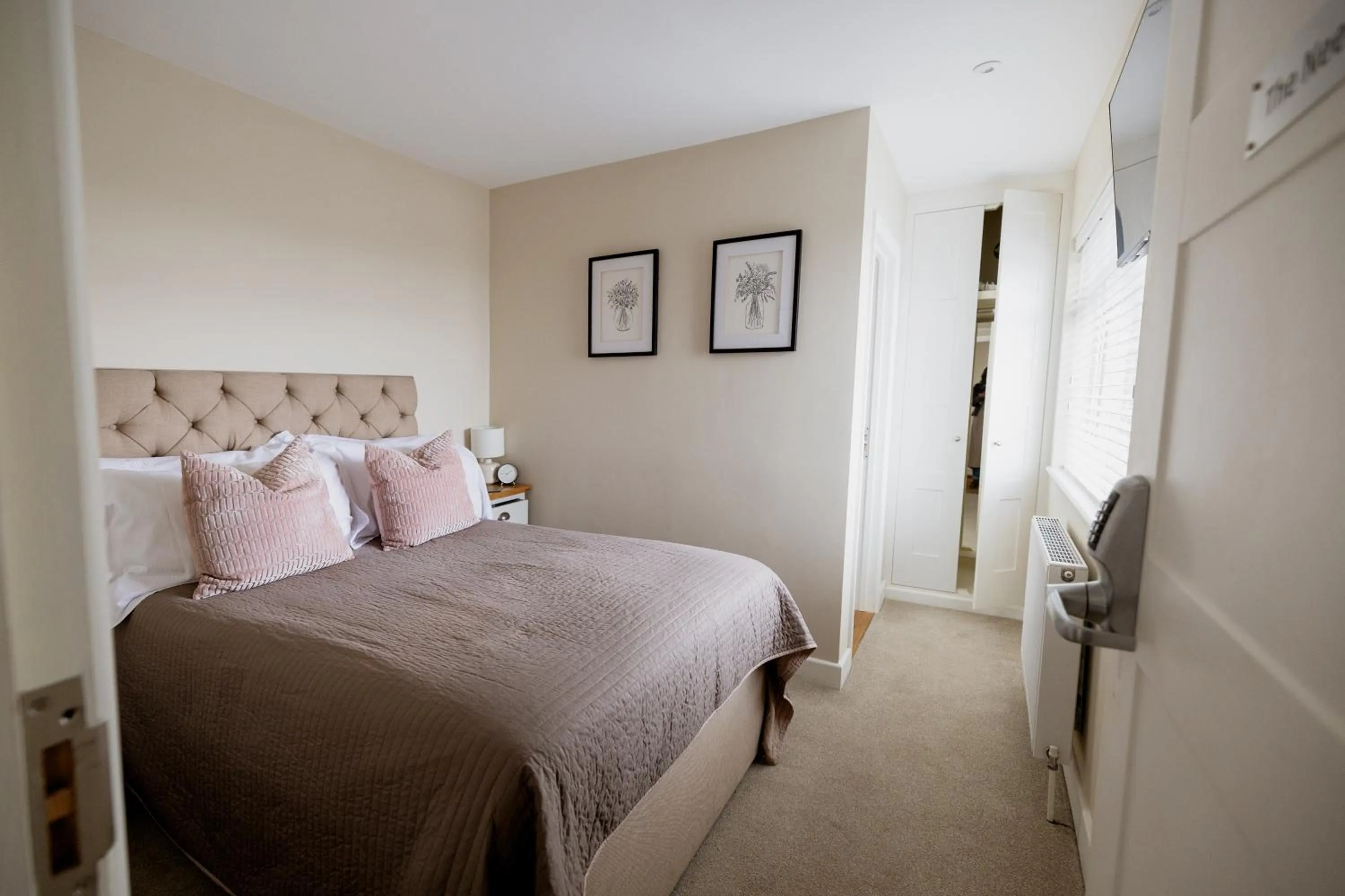 Bed in White Hart Inn