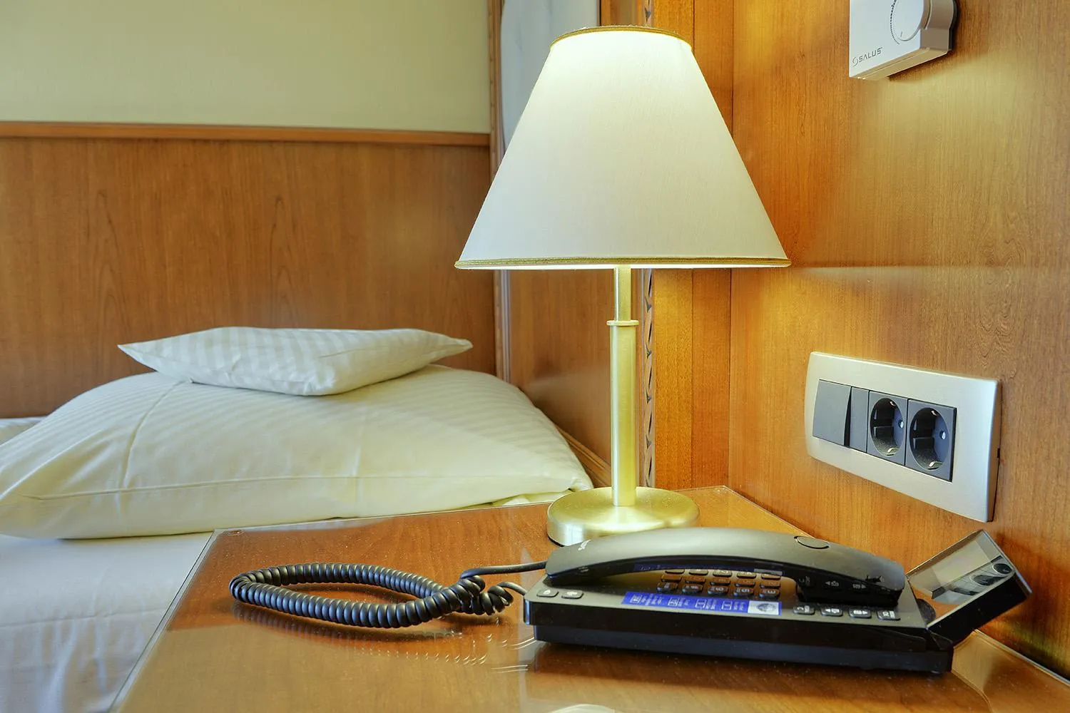 Decorative detail, Bed in Parkhotel Stader Hof