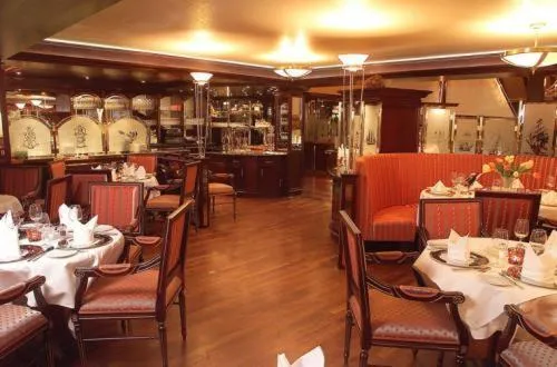 Restaurant/places to eat in Parkhotel Stader Hof