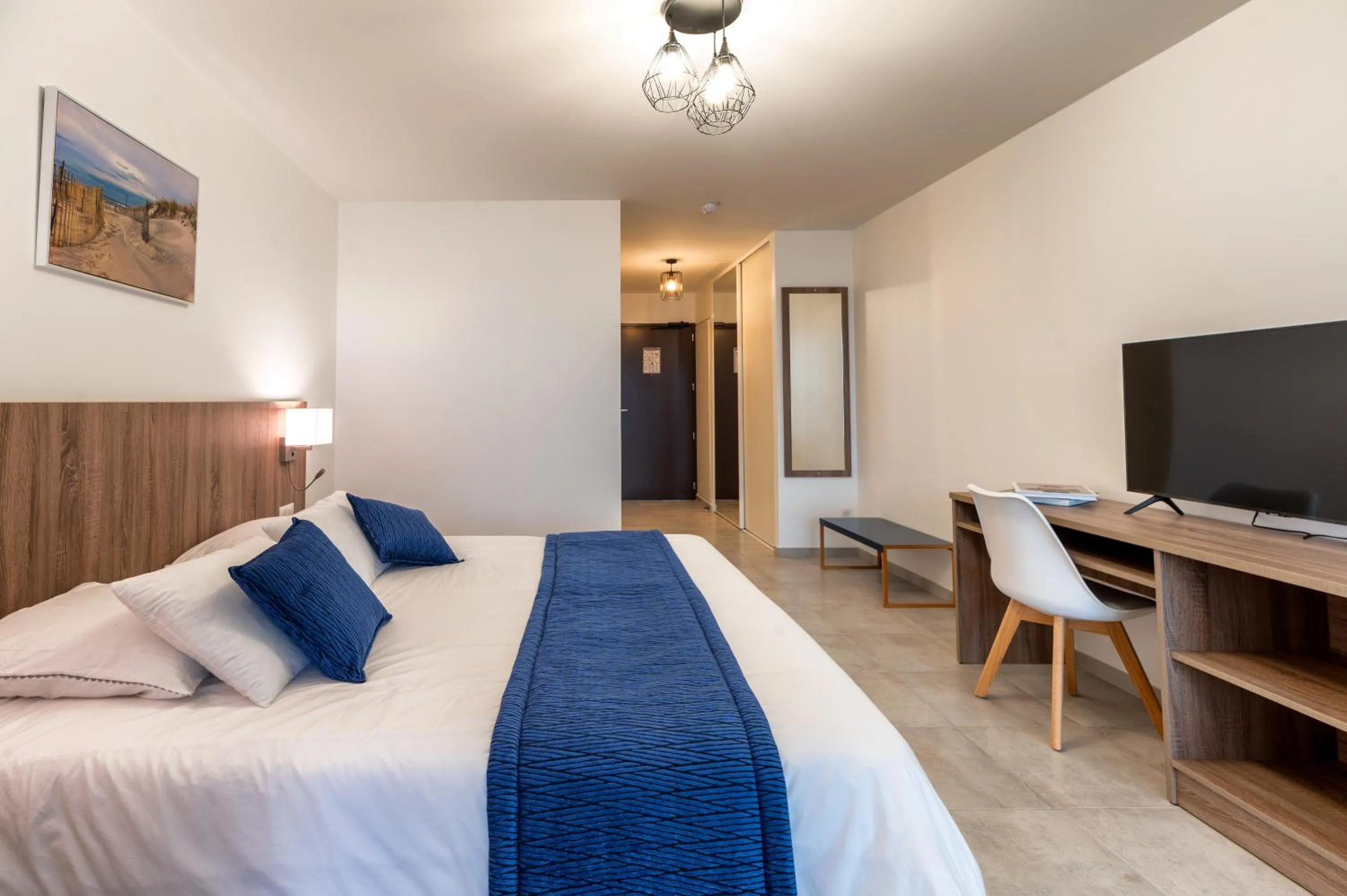 Bed in B&B HOME Fort-de-France Marina