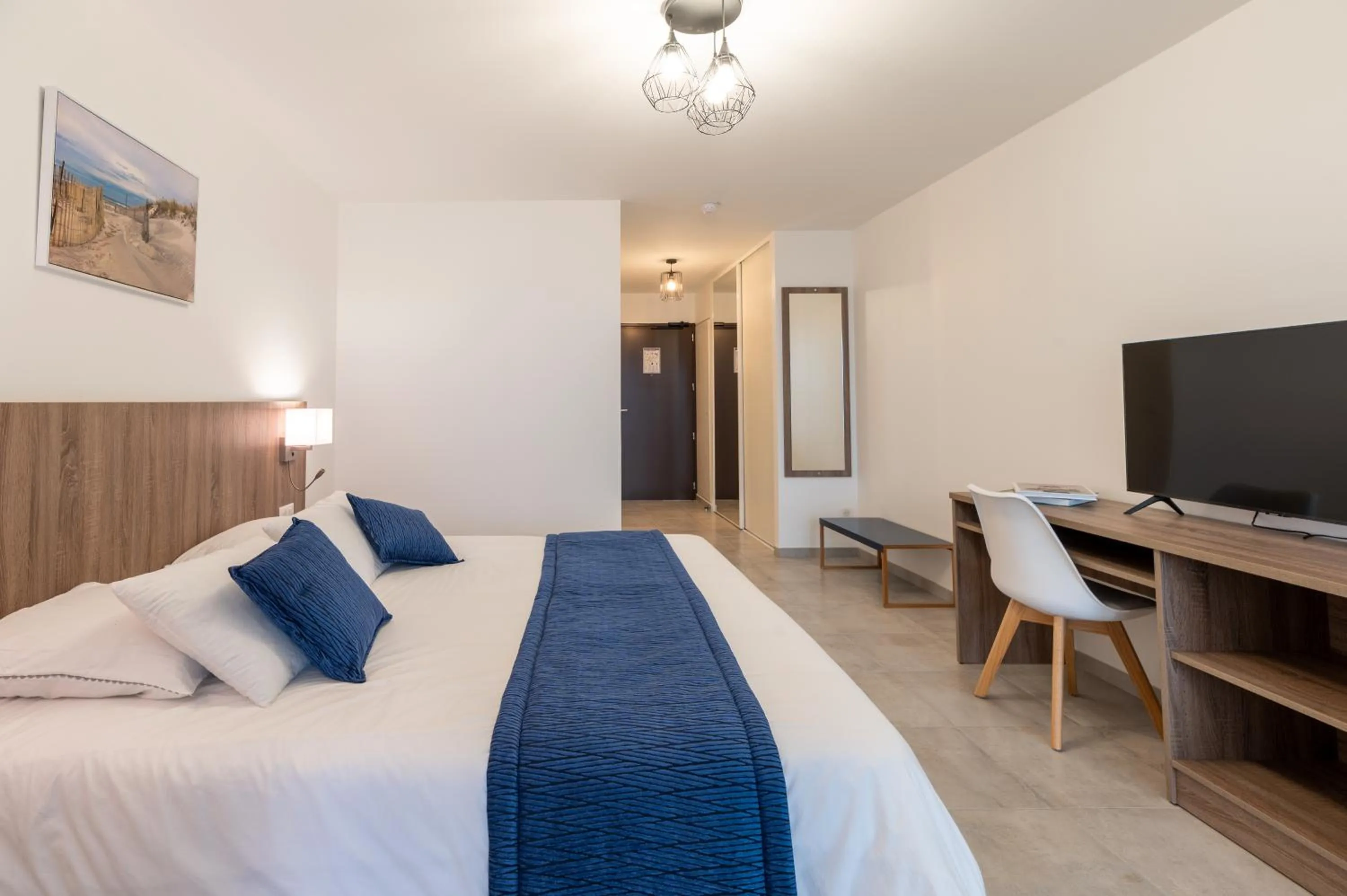 Bed in B&B HOME Fort-de-France Marina