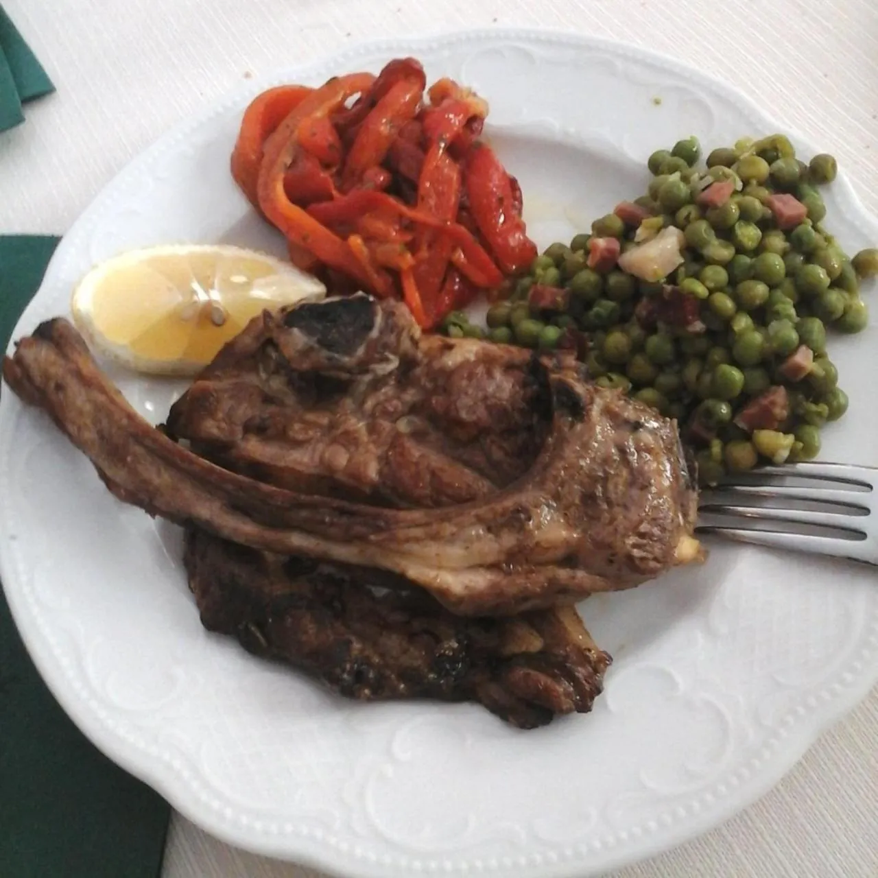 Restaurant/places to eat in Hotel Pagnani