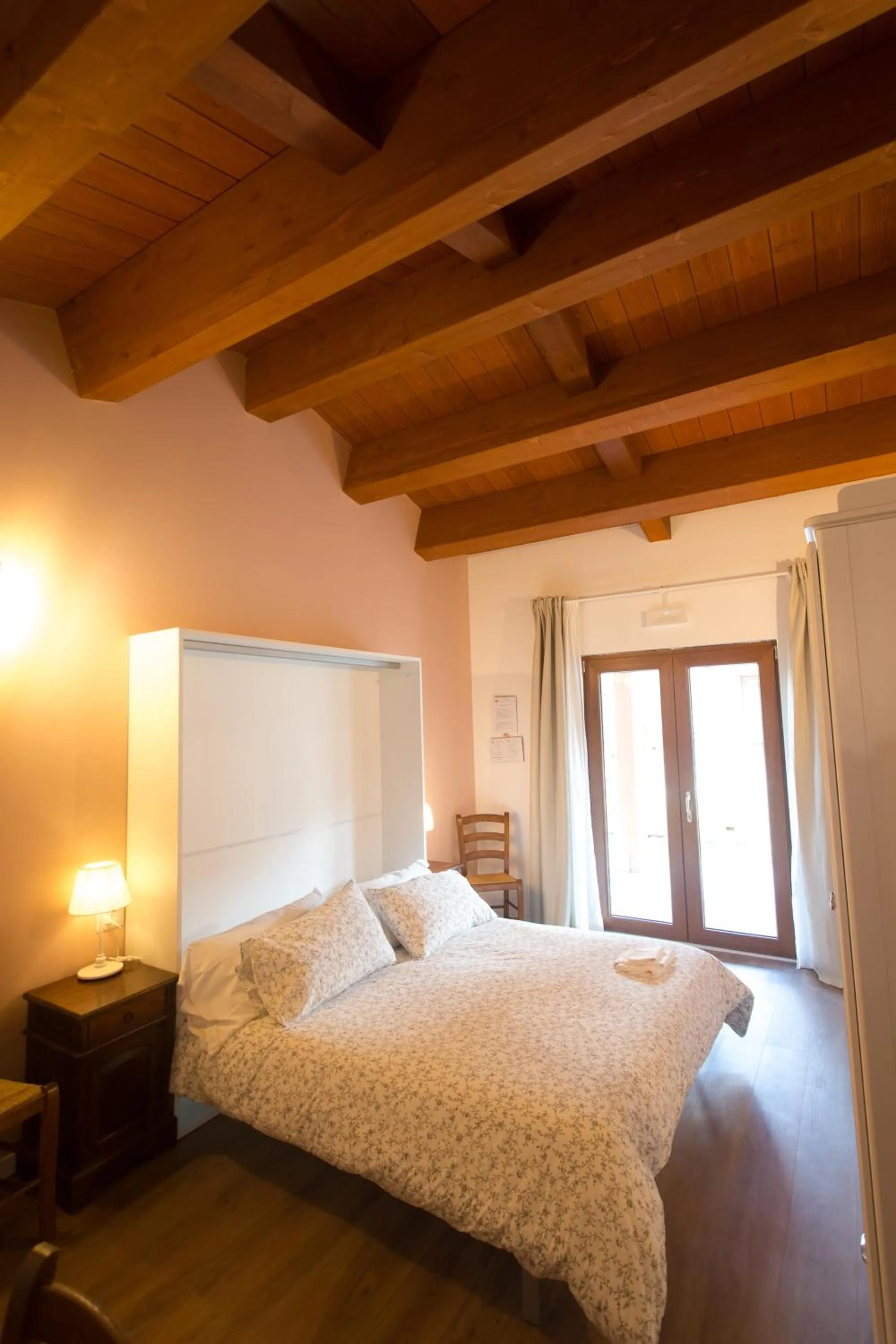 Bedroom, Bed in Albergo Diffuso Borgo Retrosi di Amatrice