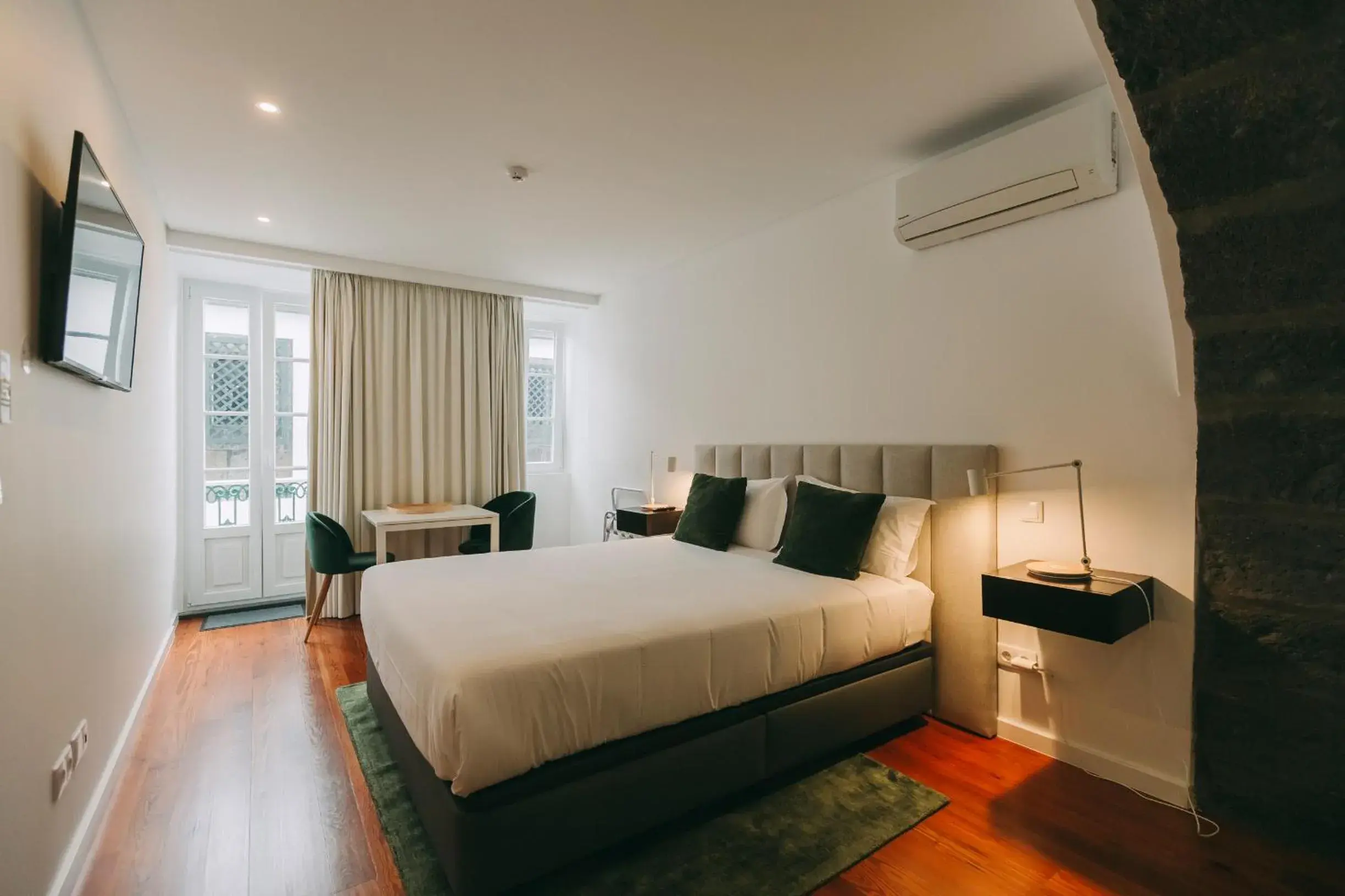 Double Room - single occupancy in Azores Inn - Family Suites Double Room - single occupancy in Azores Inn - Family Suites