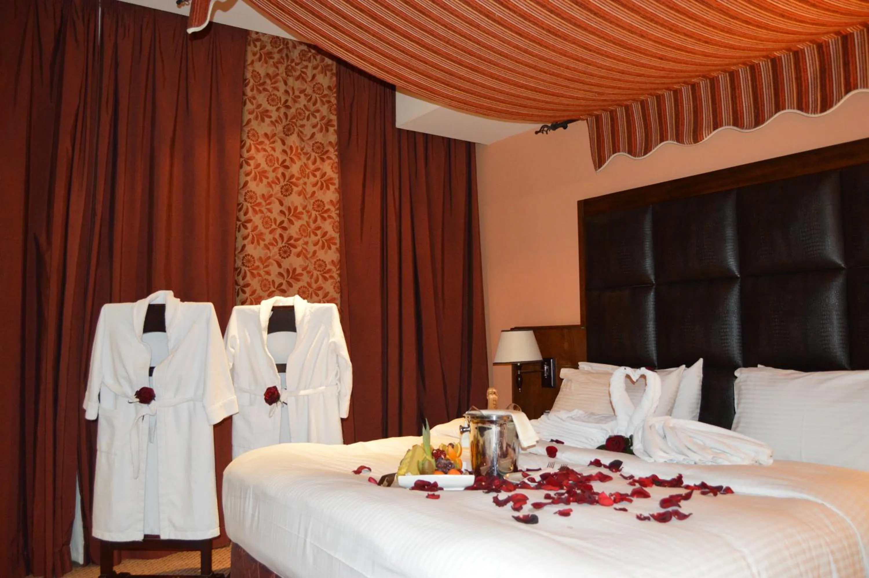 Decorative detail, Bed in Markazia Suites