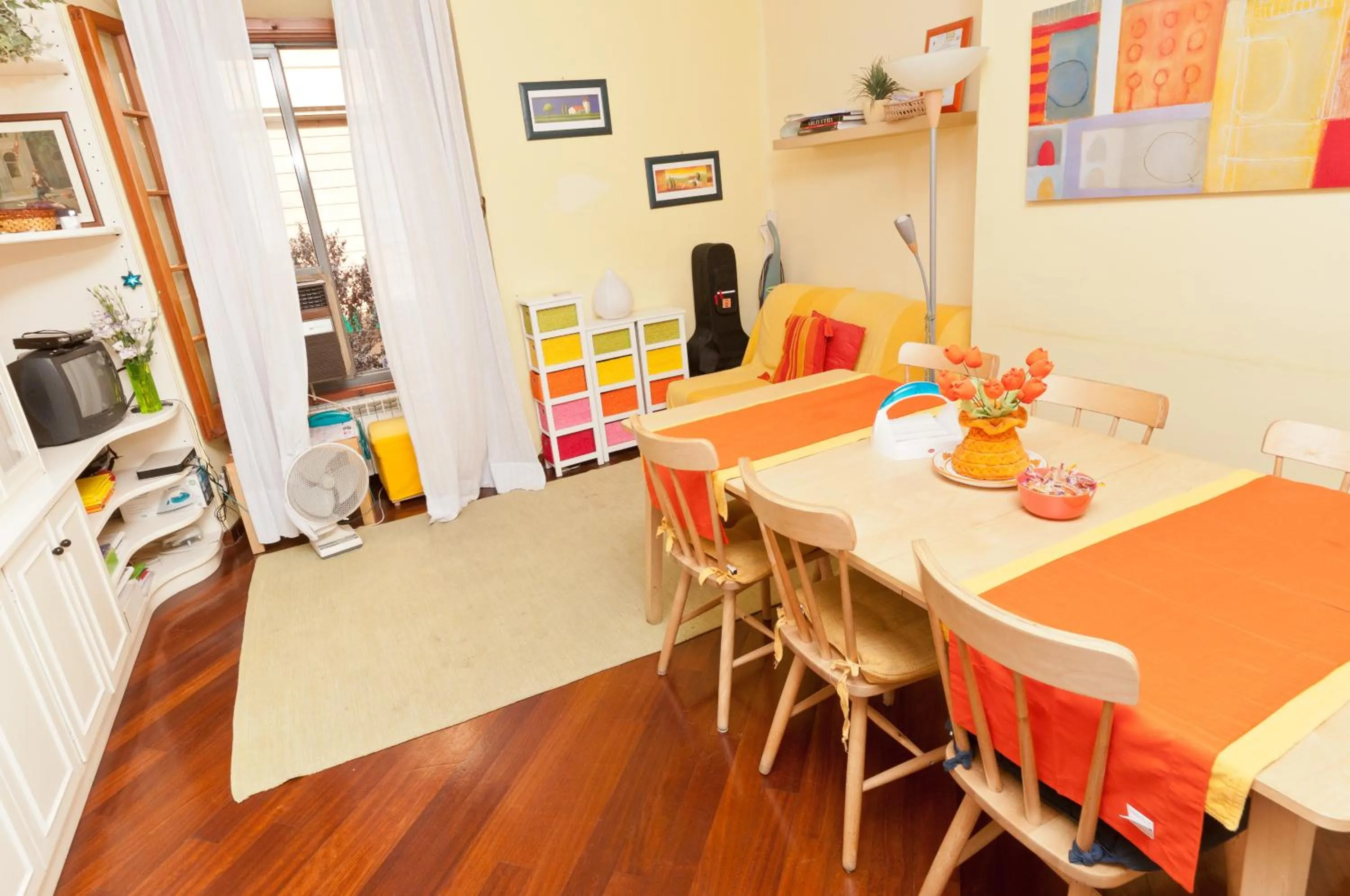 Communal lounge/ TV room in B&B A Casa Di Nancy