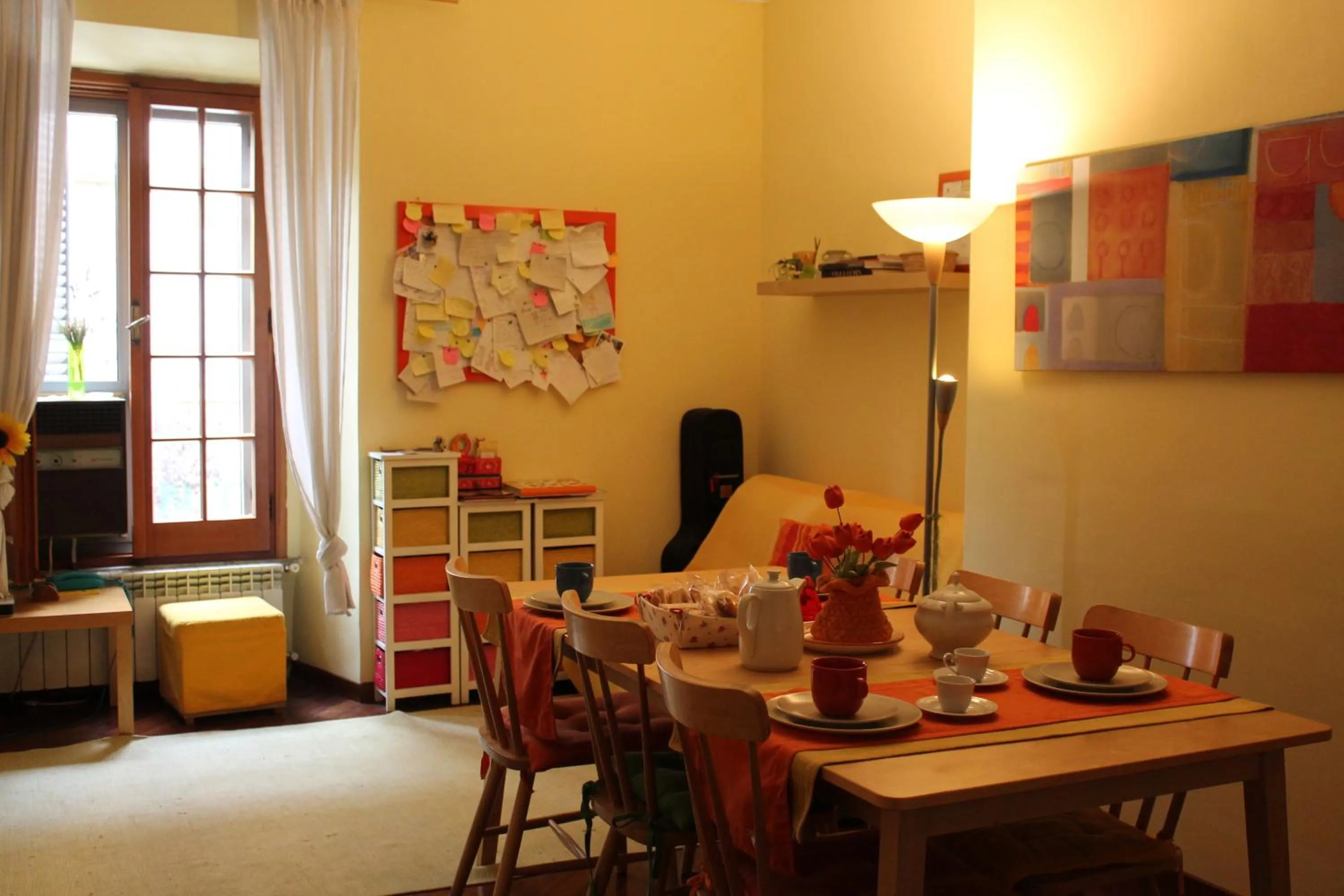 Communal lounge/ TV room in B&B A Casa Di Nancy