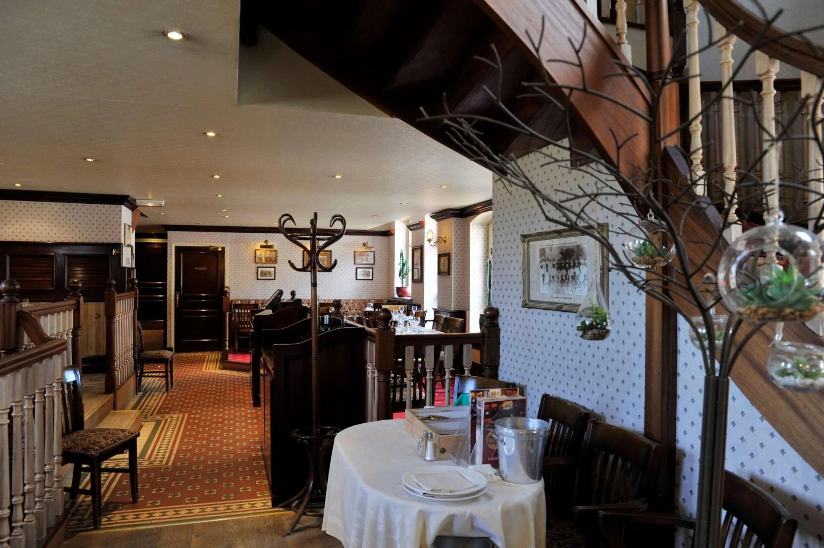 Restaurant/places to eat in Best Western La Metairie