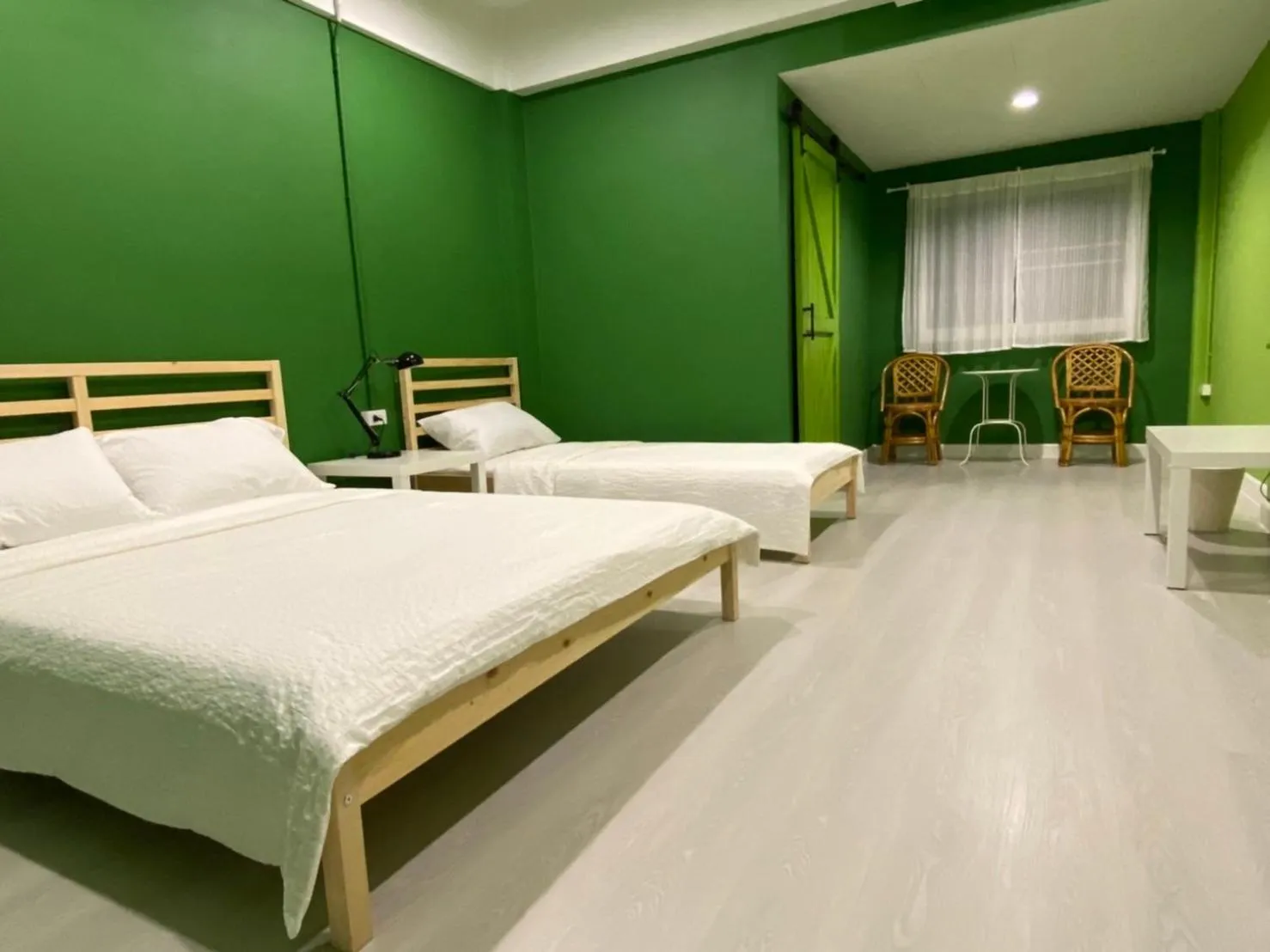 Bed in Grasshopper Bed and Cafe