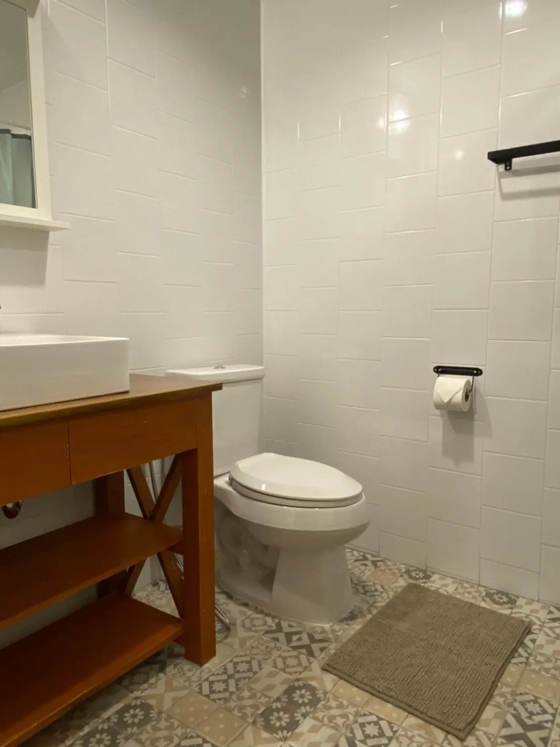 Grasshopper Bed and Cafe