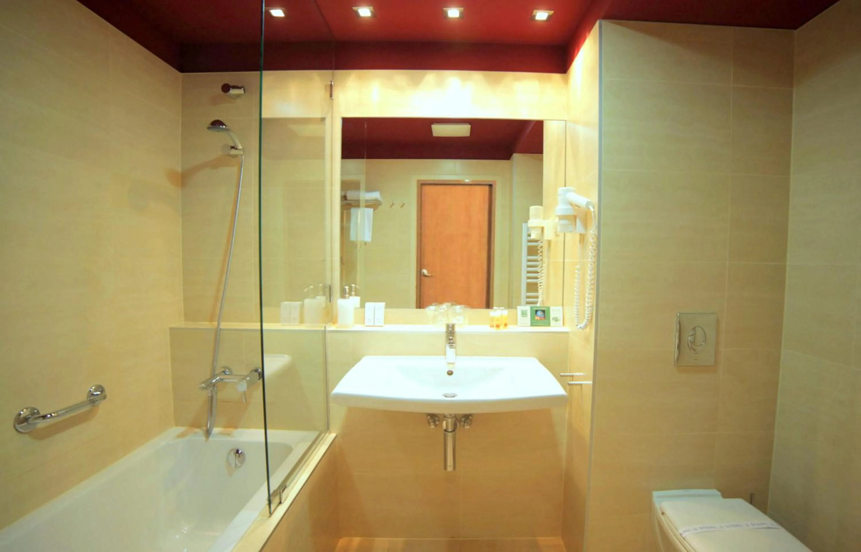 Bathroom in Hotel Castle Garden