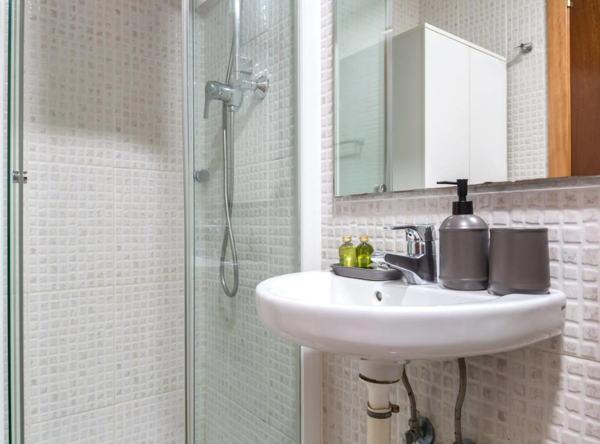 Bathroom in Picasso Suites