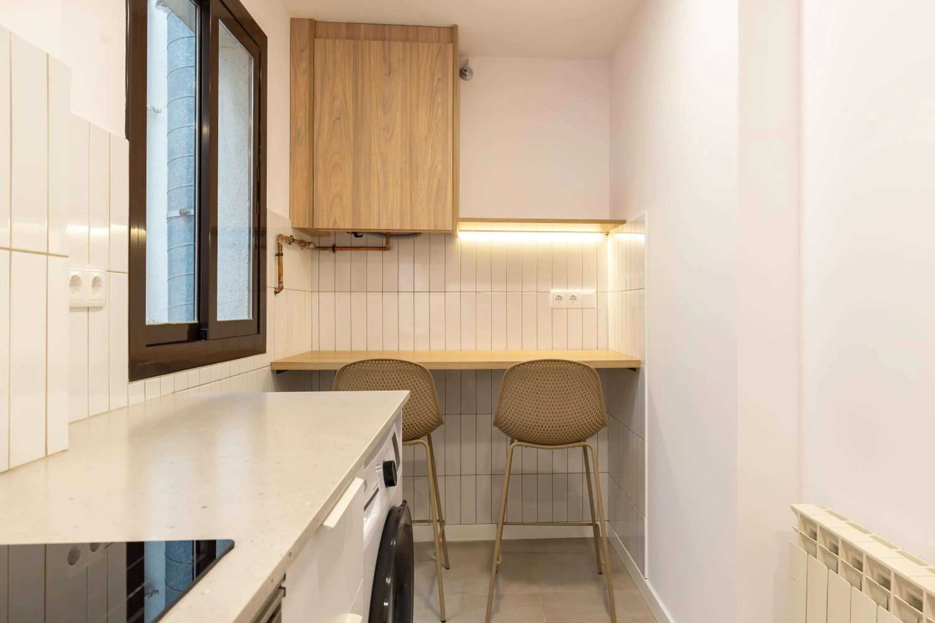 Kitchen or kitchenette in Picasso Suites