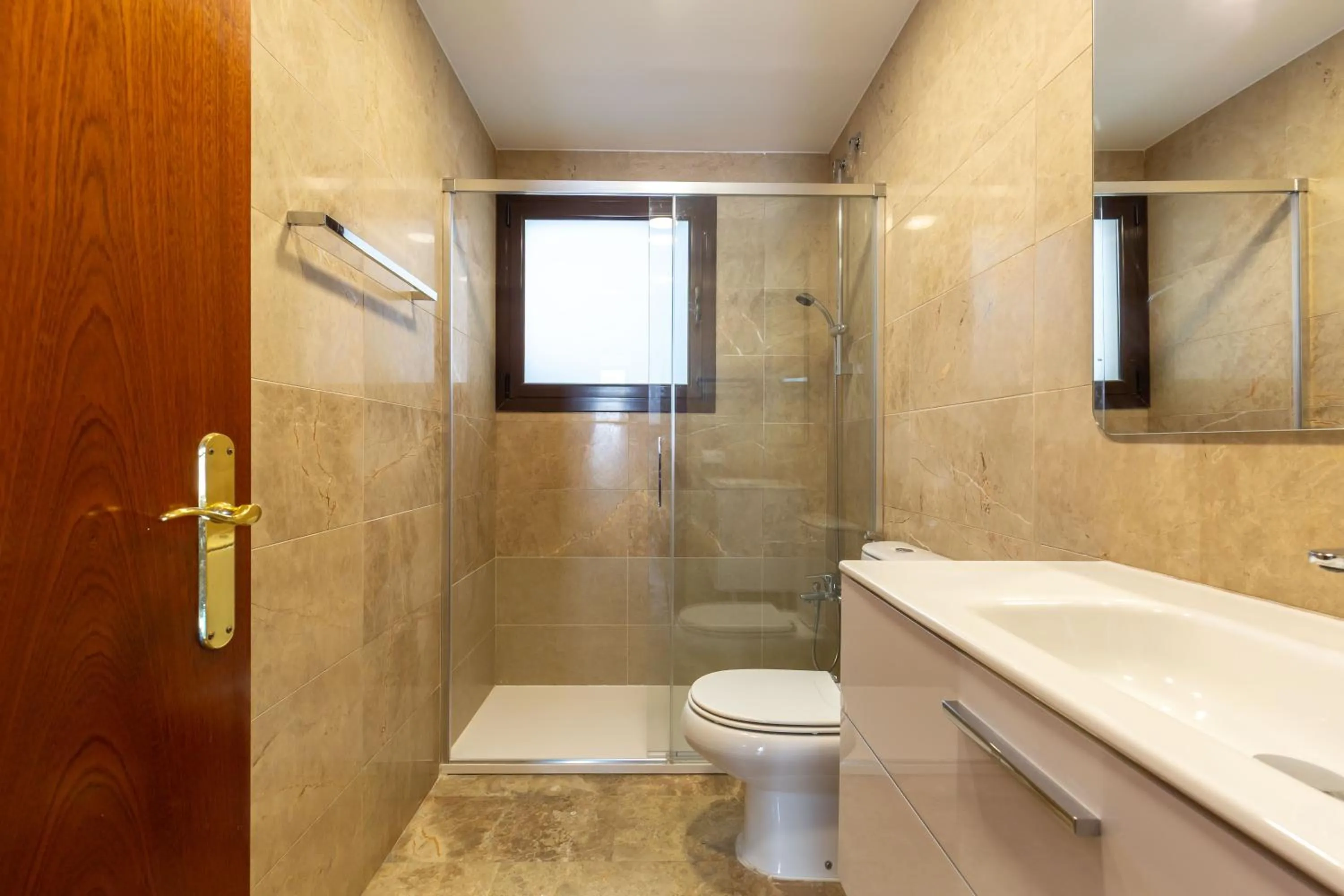 Shower in Picasso Suites