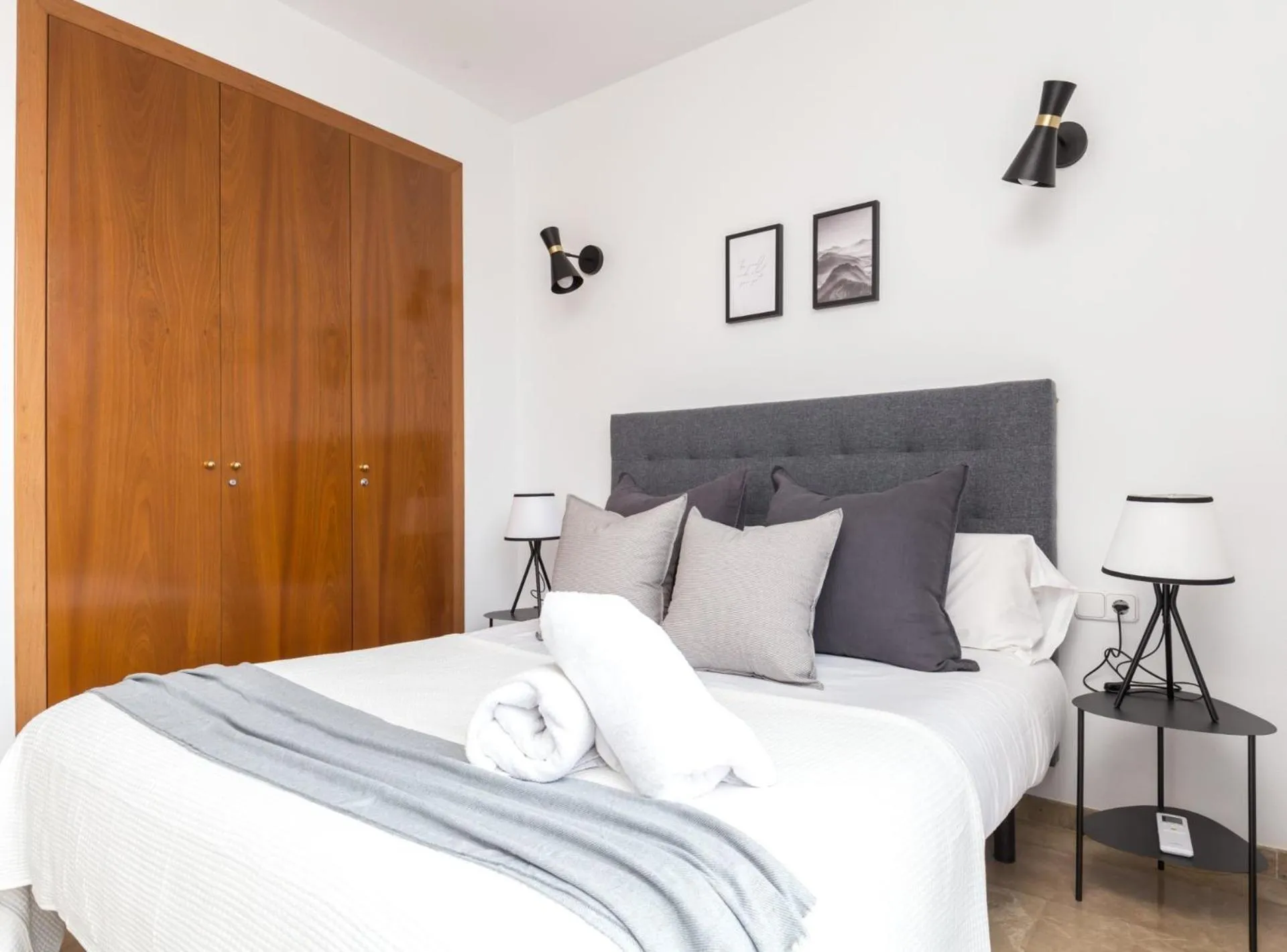 Bedroom, Bed in Picasso Suites