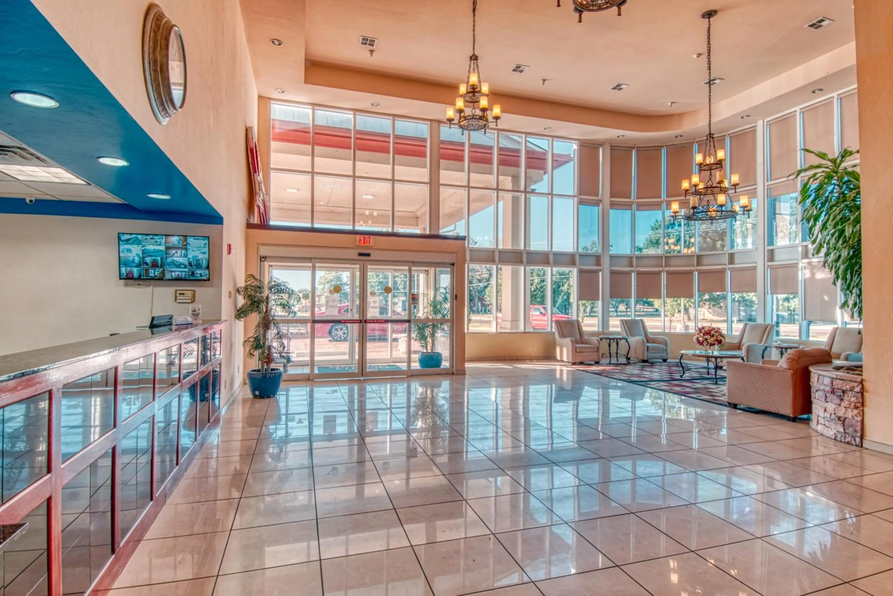 Living room in Express inn & suites
