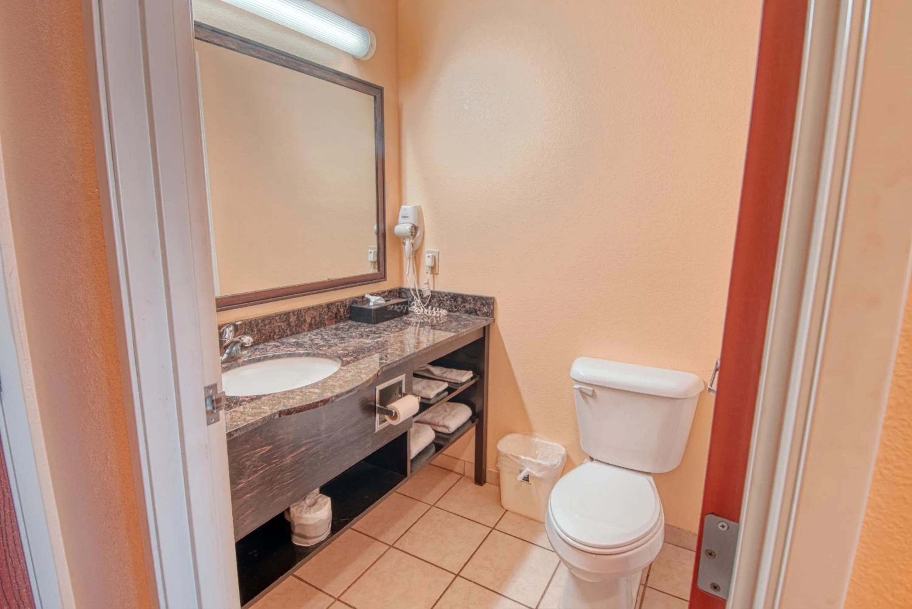 Shower in Express inn & suites