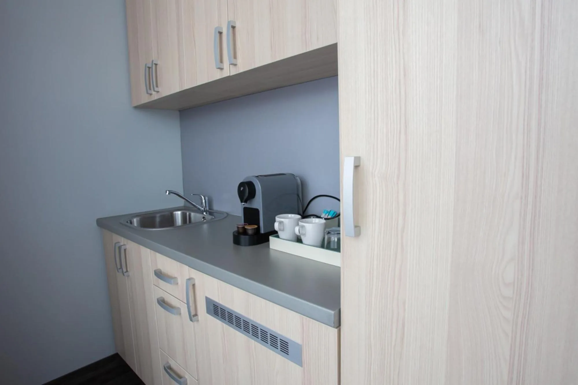 Coffee/tea facilities in Hotel Regnum Residence