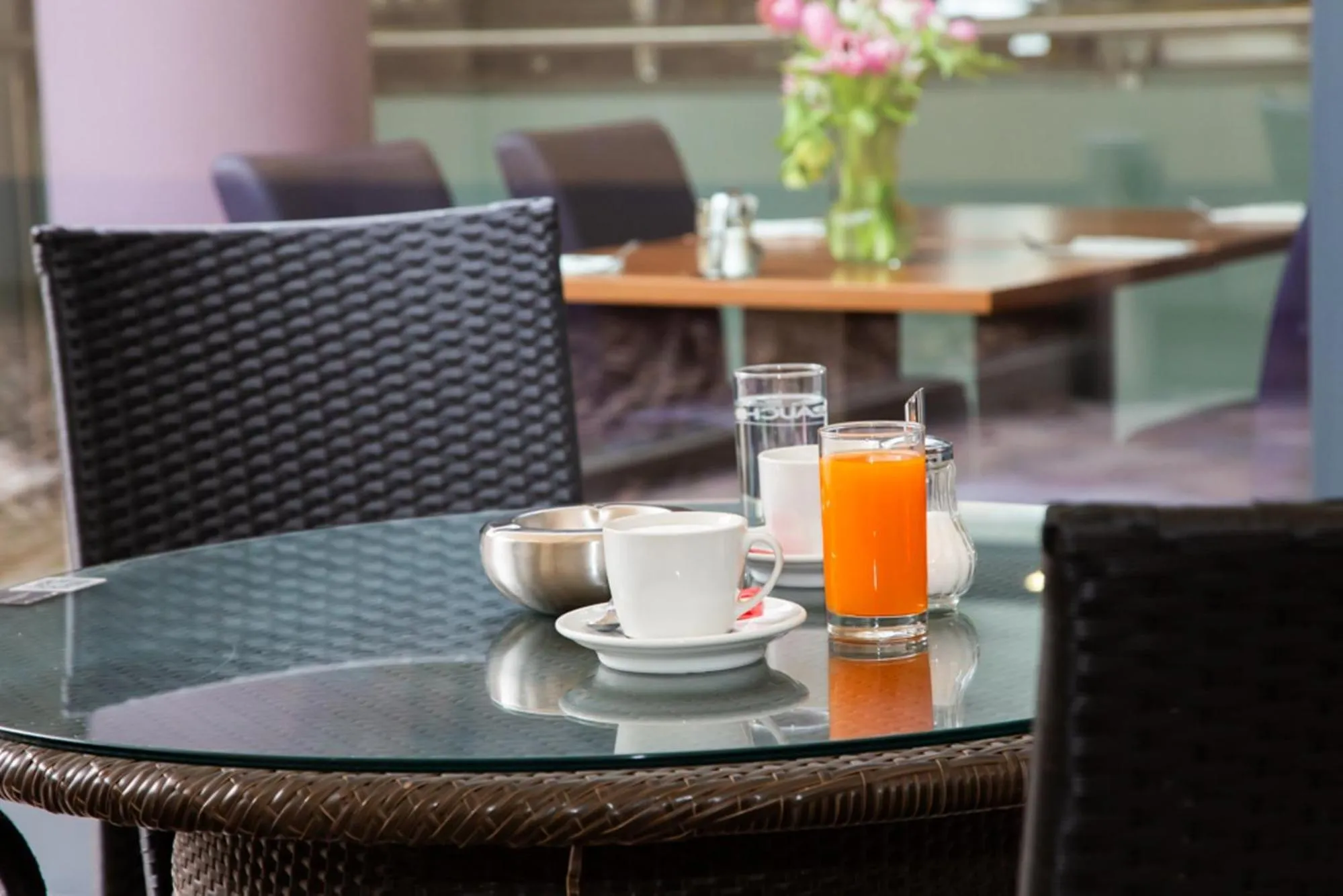 Restaurant/places to eat in Hotel Regnum Residence