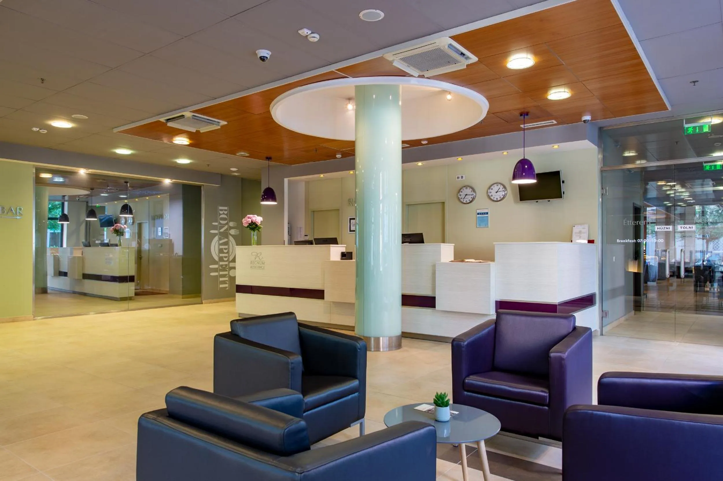 Lobby or reception in Hotel Regnum Residence