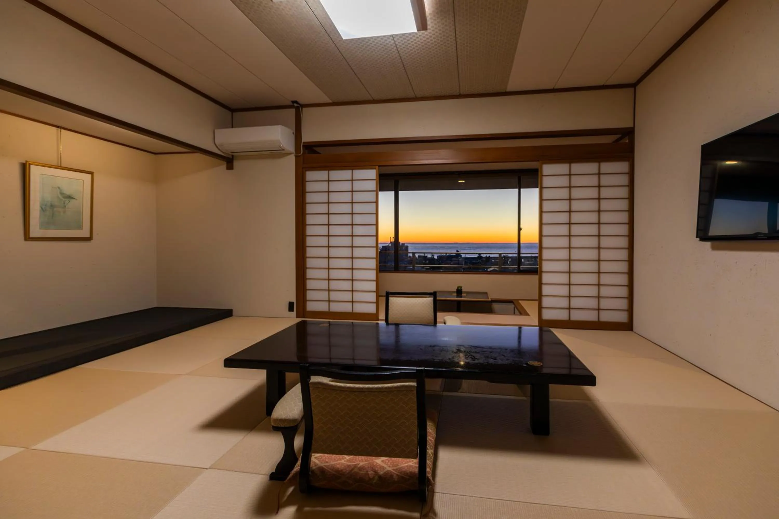 Sakahijiri gyokushoen