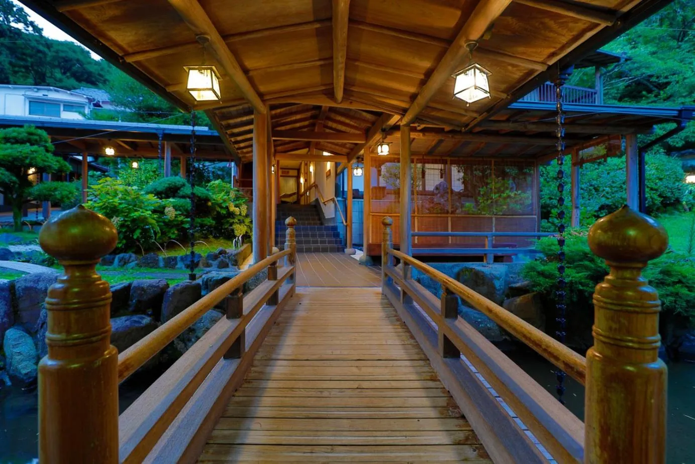 Garden in Sakahijiri gyokushoen