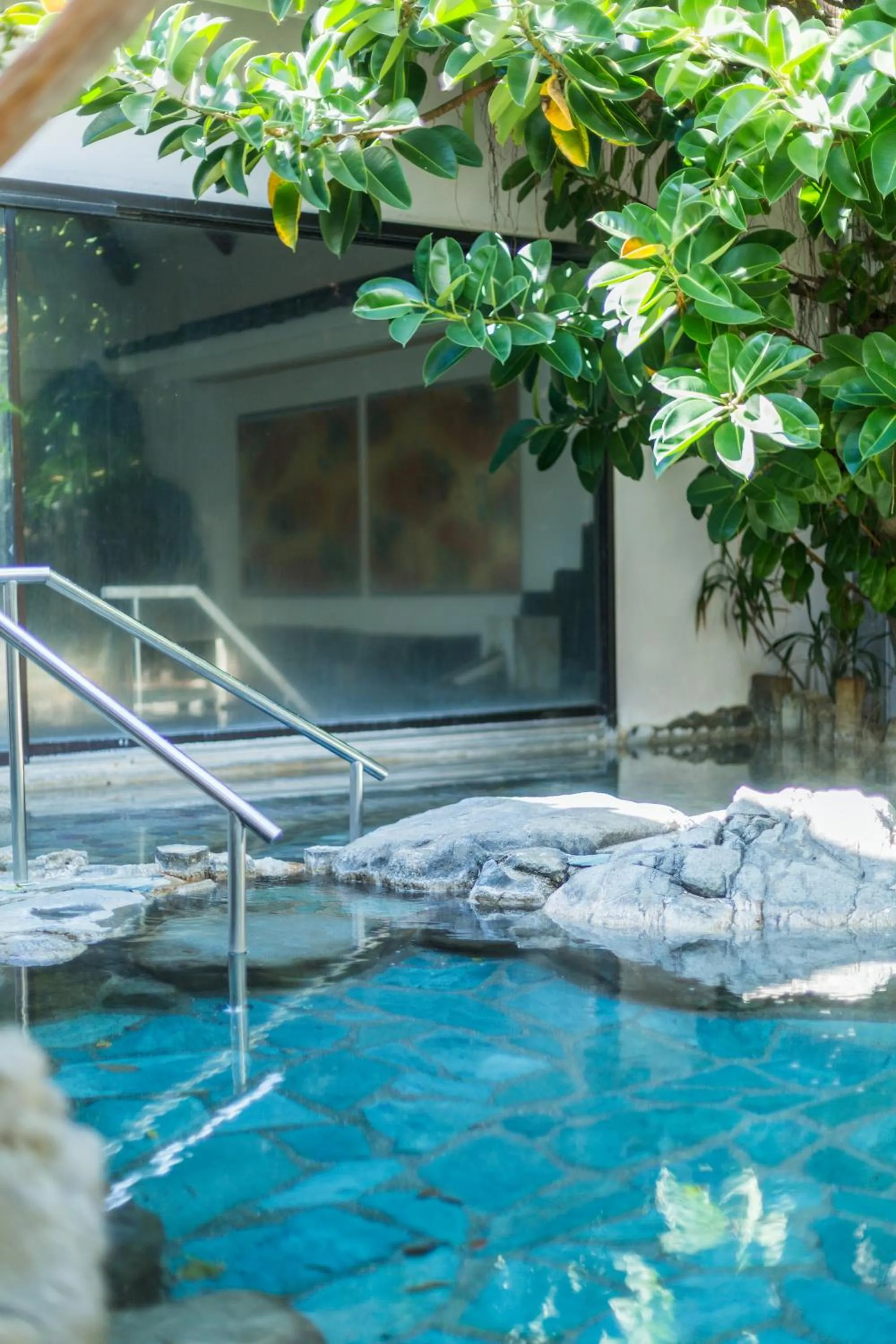 Public Bath in Sakahijiri gyokushoen