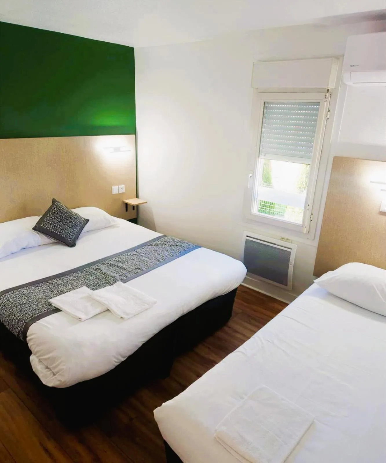 Bed in FASTHOTEL Le Mans Nord Saint-Saturnin - UN FH CONFORT