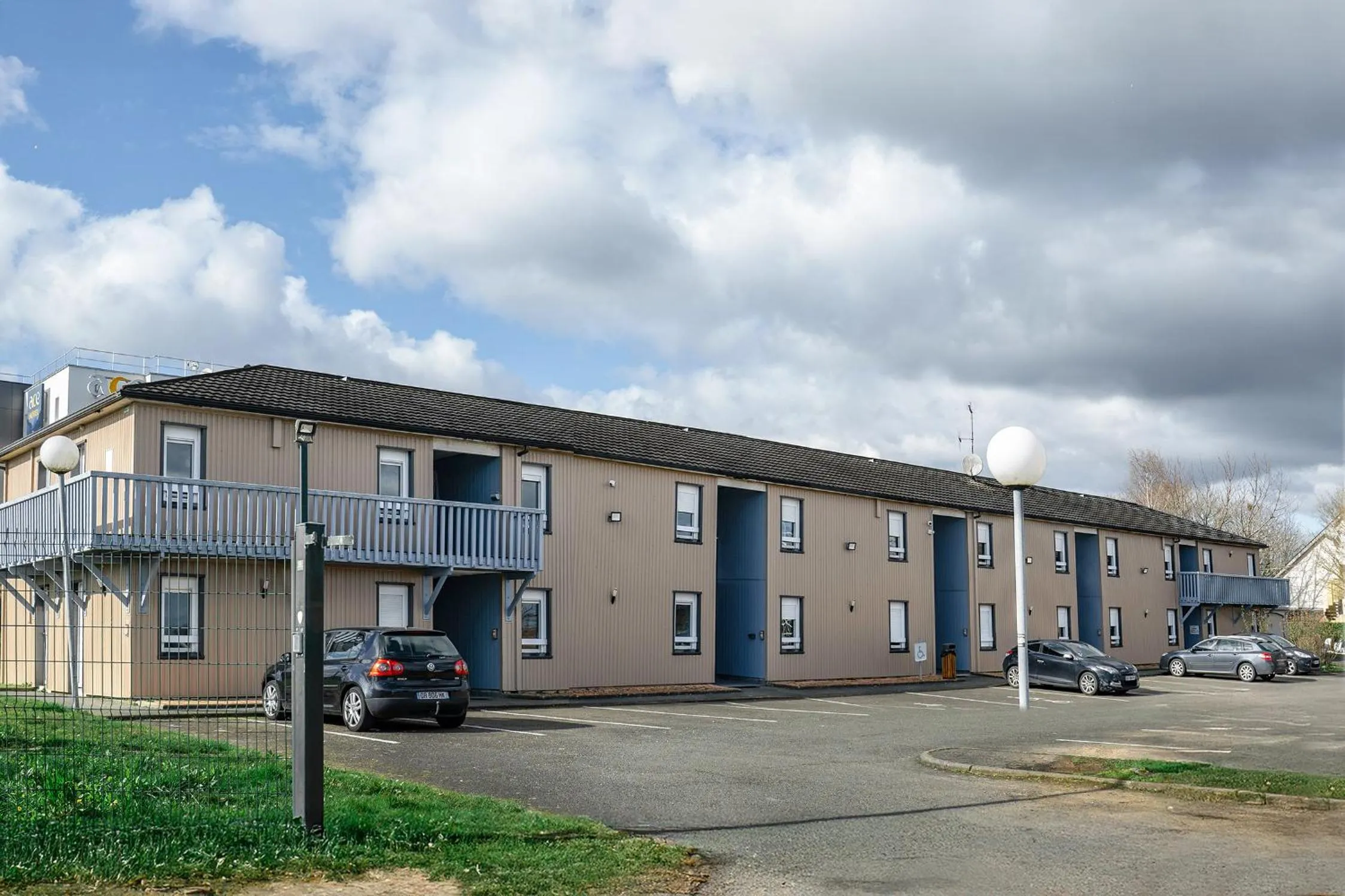 Property building in Fasthotel Le Mans Nord FH CONFORT