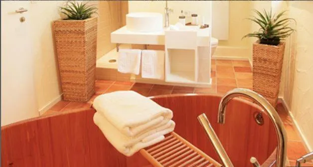 Bathroom in Vinotel Augustin