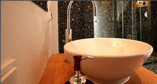 Bathroom in Vinotel Augustin