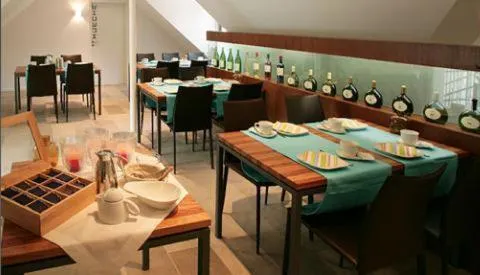 Restaurant/places to eat in Vinotel Augustin