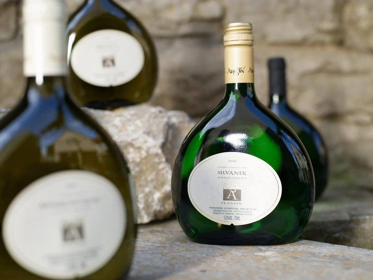 Decorative detail in Vinotel Augustin