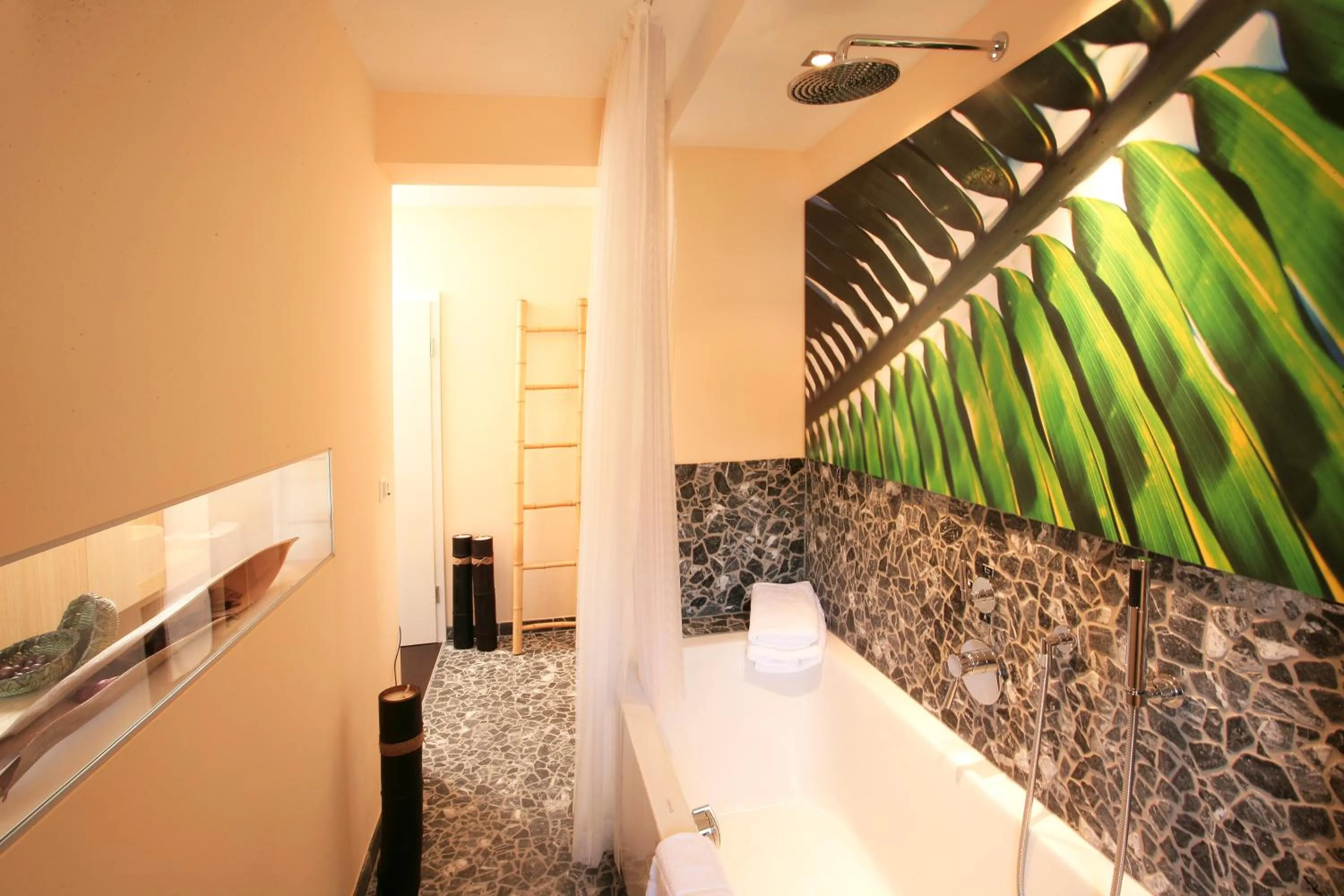 Bathroom, Bed in Vinotel Augustin