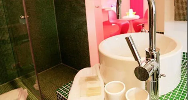 Bathroom in Vinotel Augustin