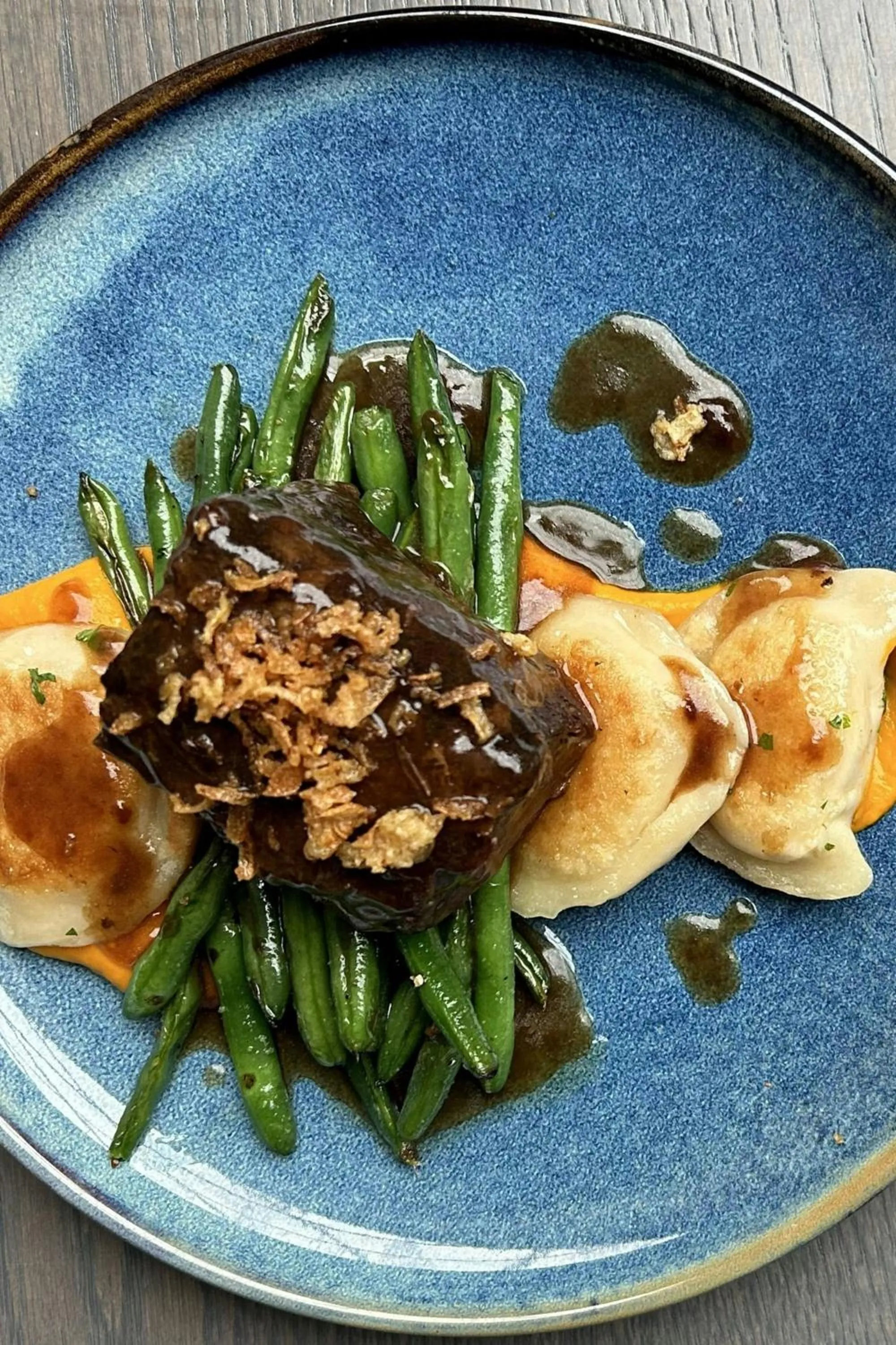 Restaurant/places to eat in Delta Hotels by Marriott Calgary South