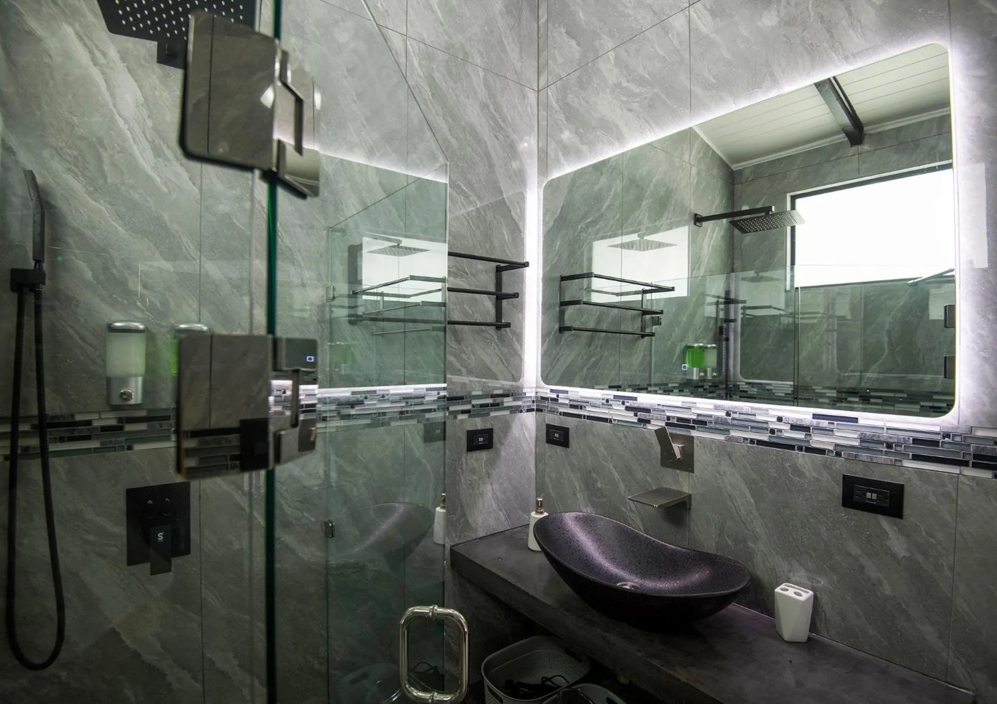 Bathroom in Villa Roca Boutique Resort & Suites - ADULT ONLY