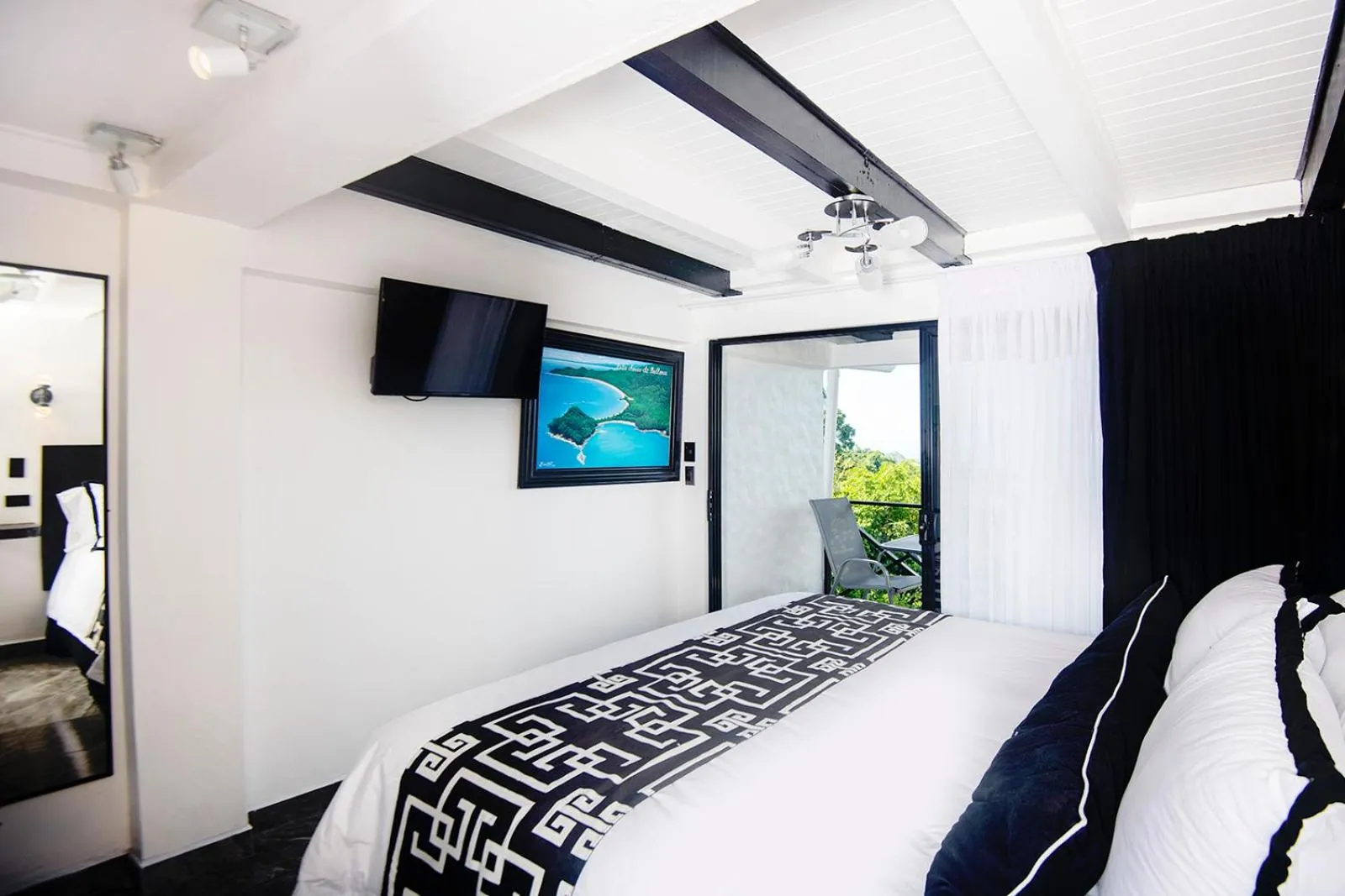 Bedroom, Bed in Villa Roca Boutique Resort & Suites - ADULT ONLY